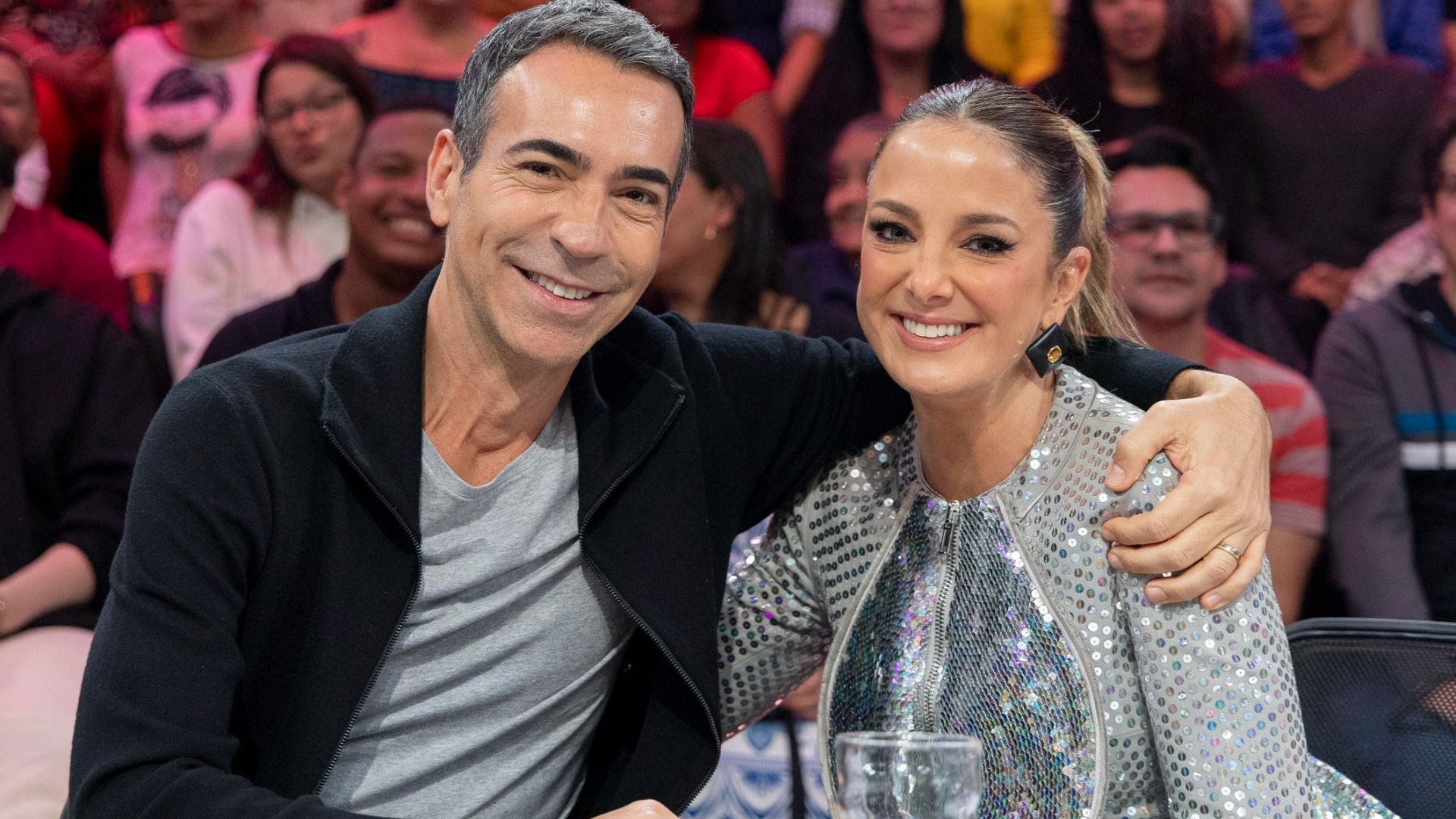 Ticiane Pinheiro confessa emoção com trabalho de Cesar Tralli no ‘Jornal Nacional’: “Orgulhosa”