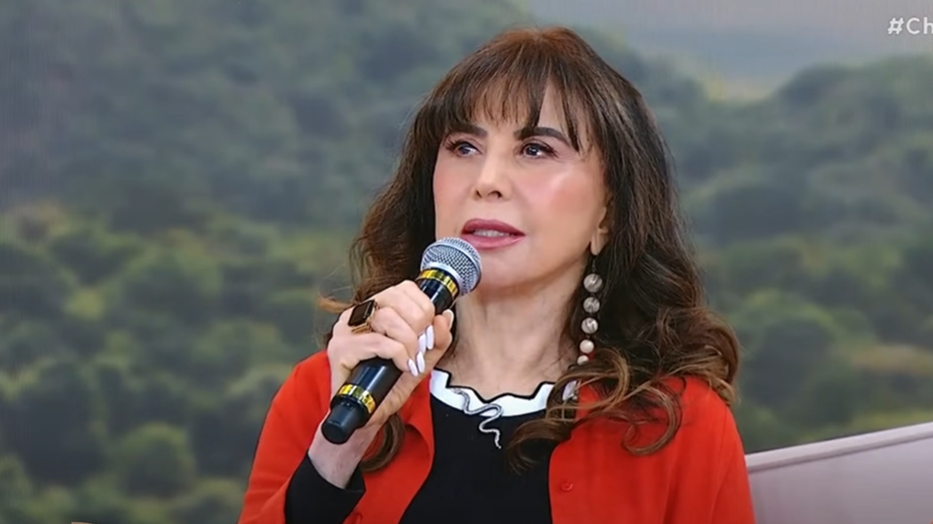Claudia Alencar expõe sequela após seis meses de internações: “Ainda tenho”