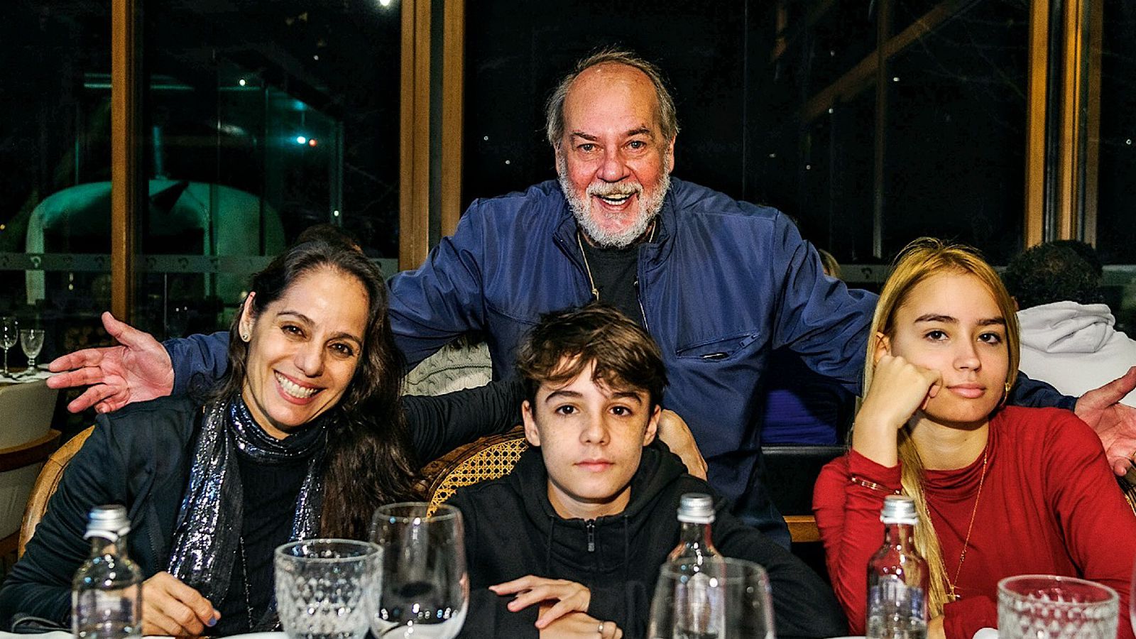 Cláudia Mauro fala sobre longevidade de seu casamento: ‘Temos um equilíbrio’
