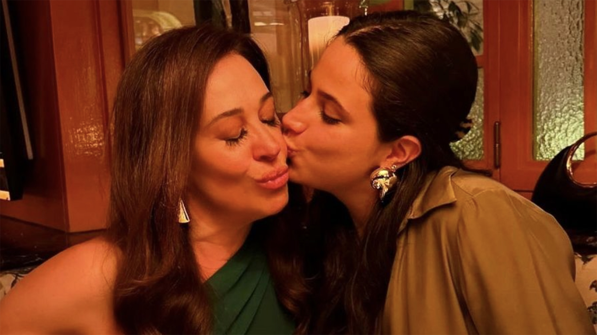 Voz da filha de Claudia Raia rouba a cena em novo vídeo: ‘É da mãe’