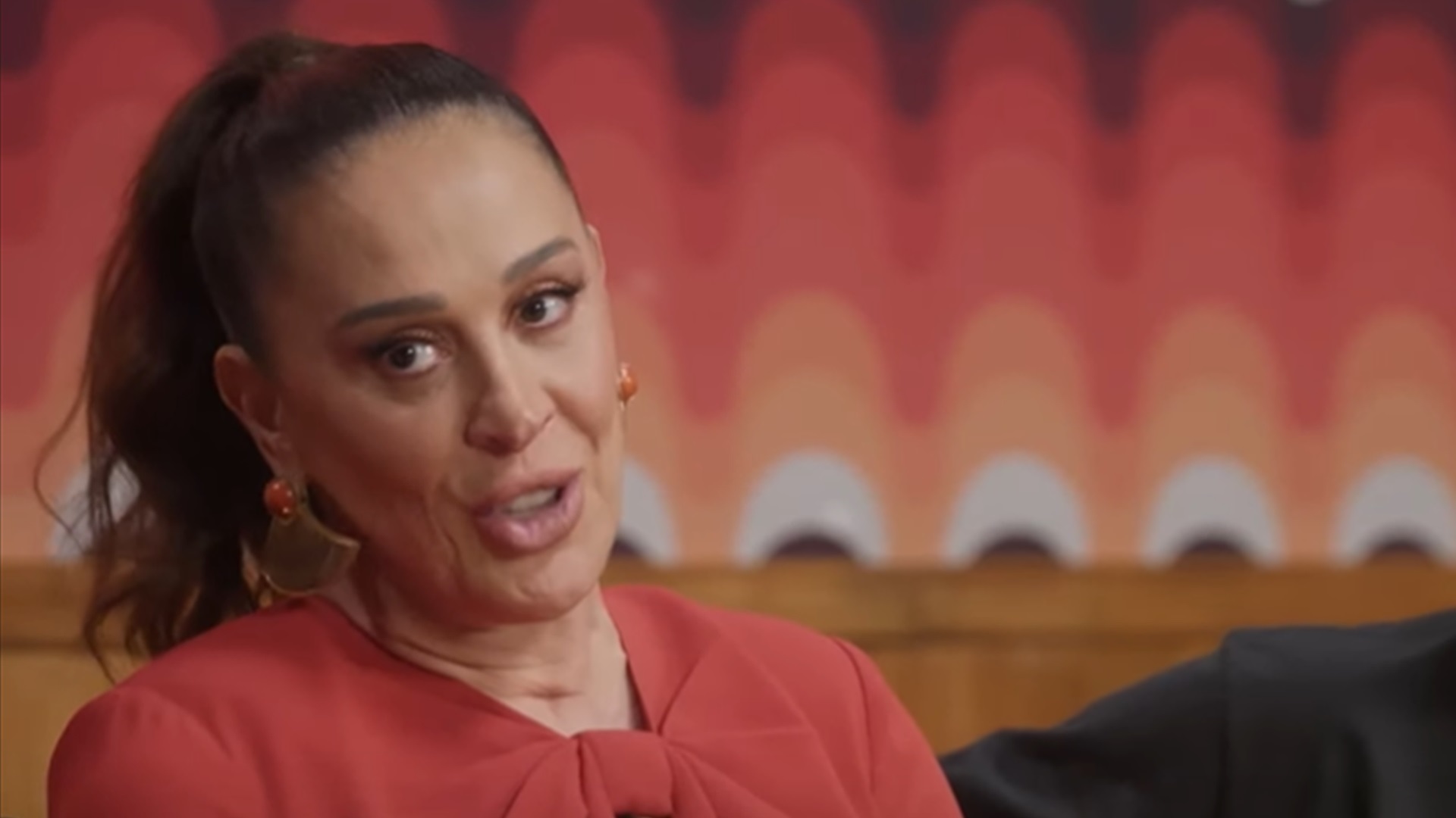 Claudia Raia diz que ficou “em pânico” antes de posar nua: “Mexeu comigo”