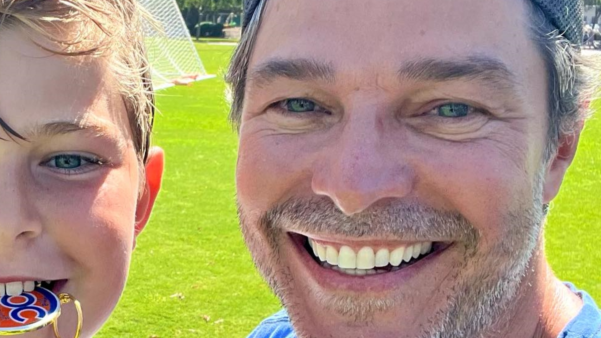 Erik Marmo posta foto do filho caçula e semelhança impressiona: “Idênticos”