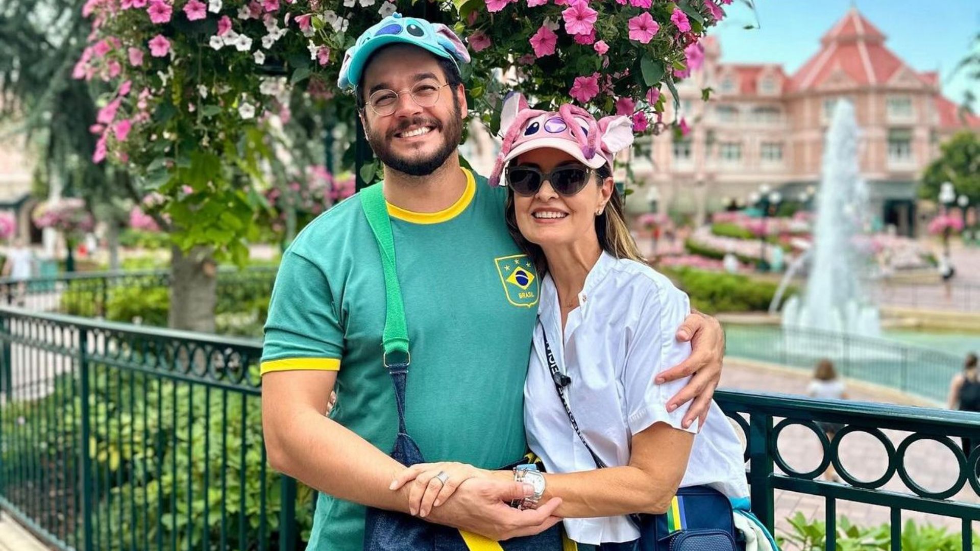 Após viagem em Paris, Fátima Bernardes lamenta volta de namorado para o Brasil