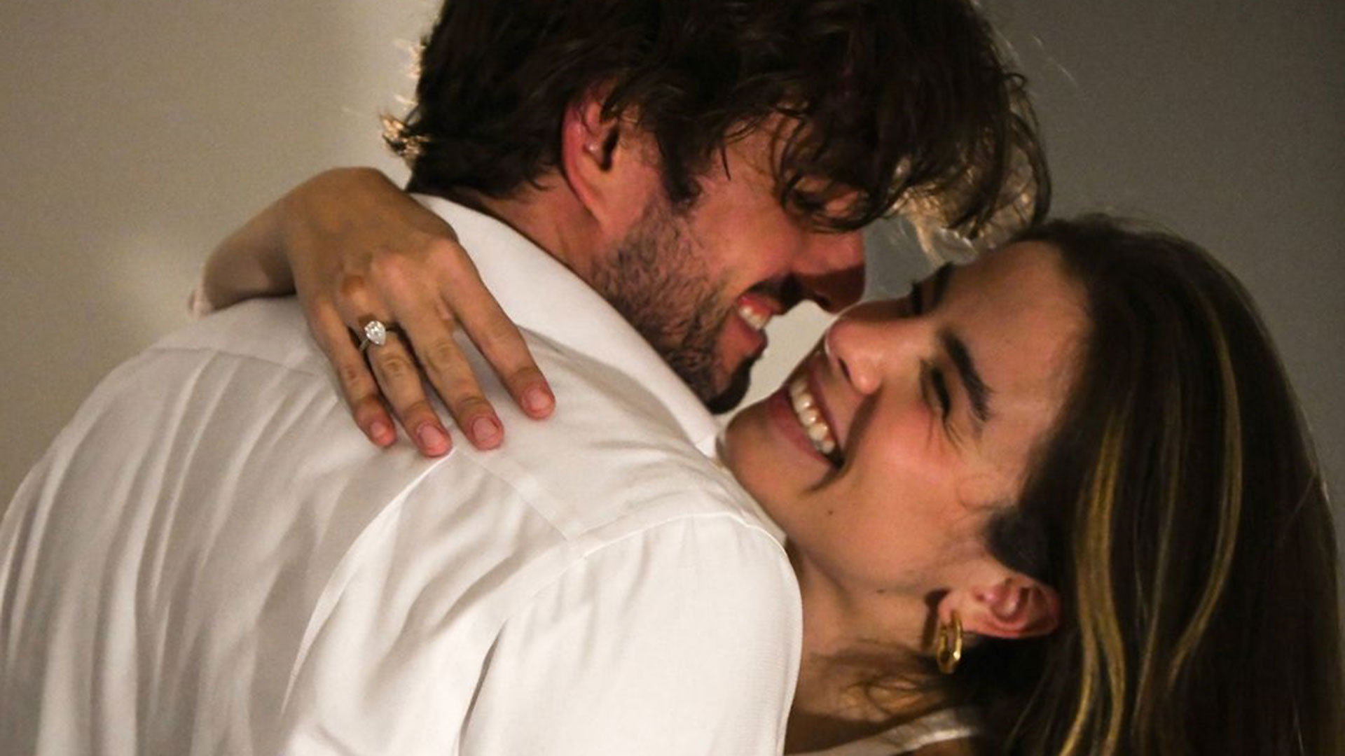 Giulia Be dá detalhes da cerimônia de casamento com Conor Kennedy