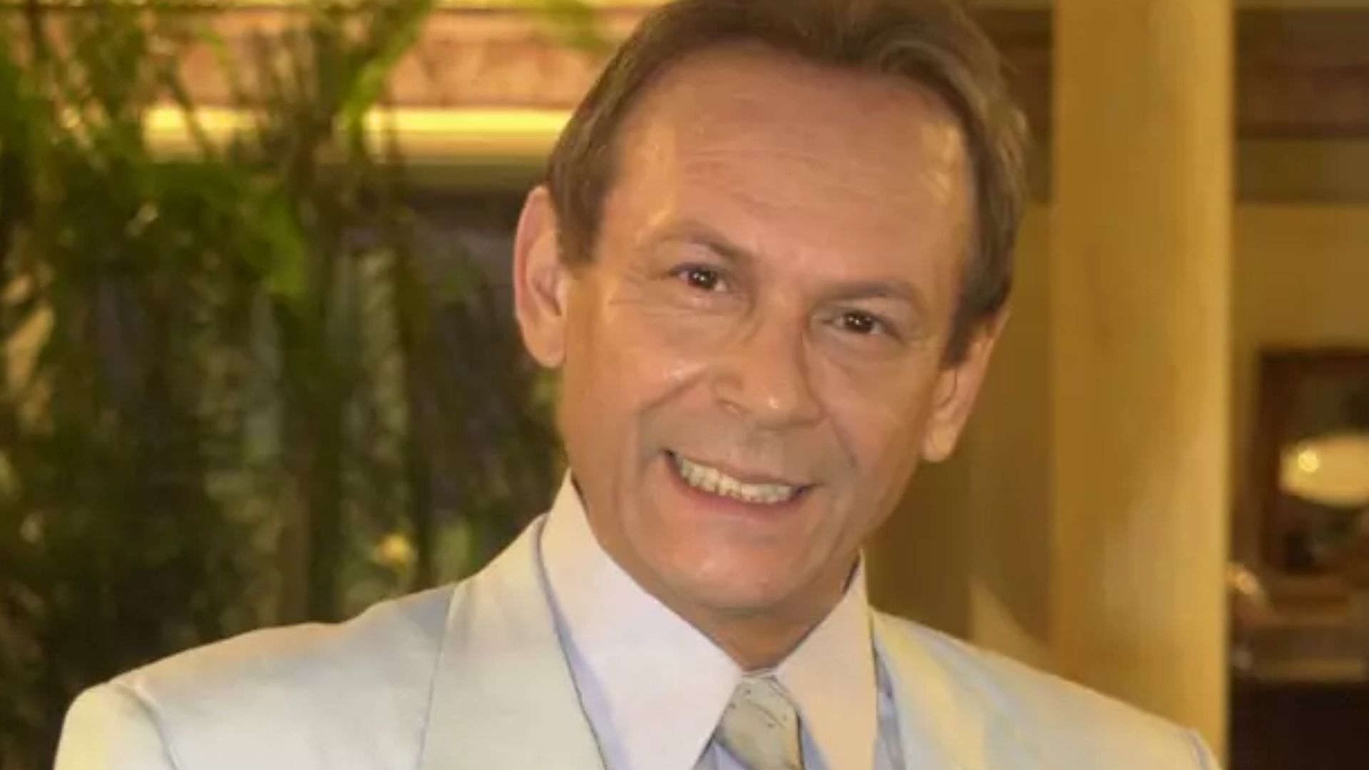 Filha de José Wilker faz homenagem emocionante ao ator em data especial