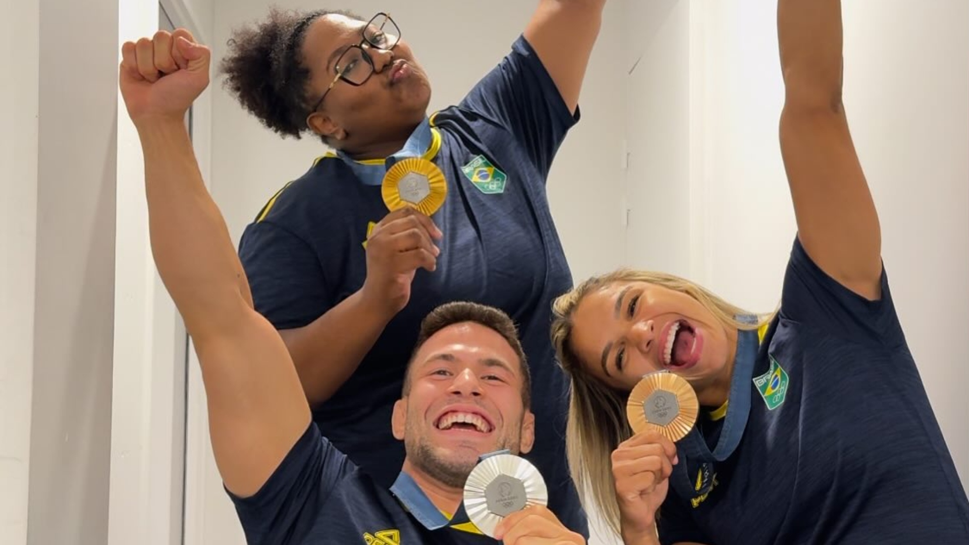 Judocas fazem “pódio” 100% brasileiro em foto: ‘Orgulho’