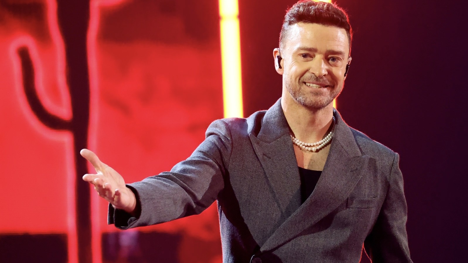 Justin Timberlake perde carteira de motorista após ser preso por suspeita de dirigir embriagado
