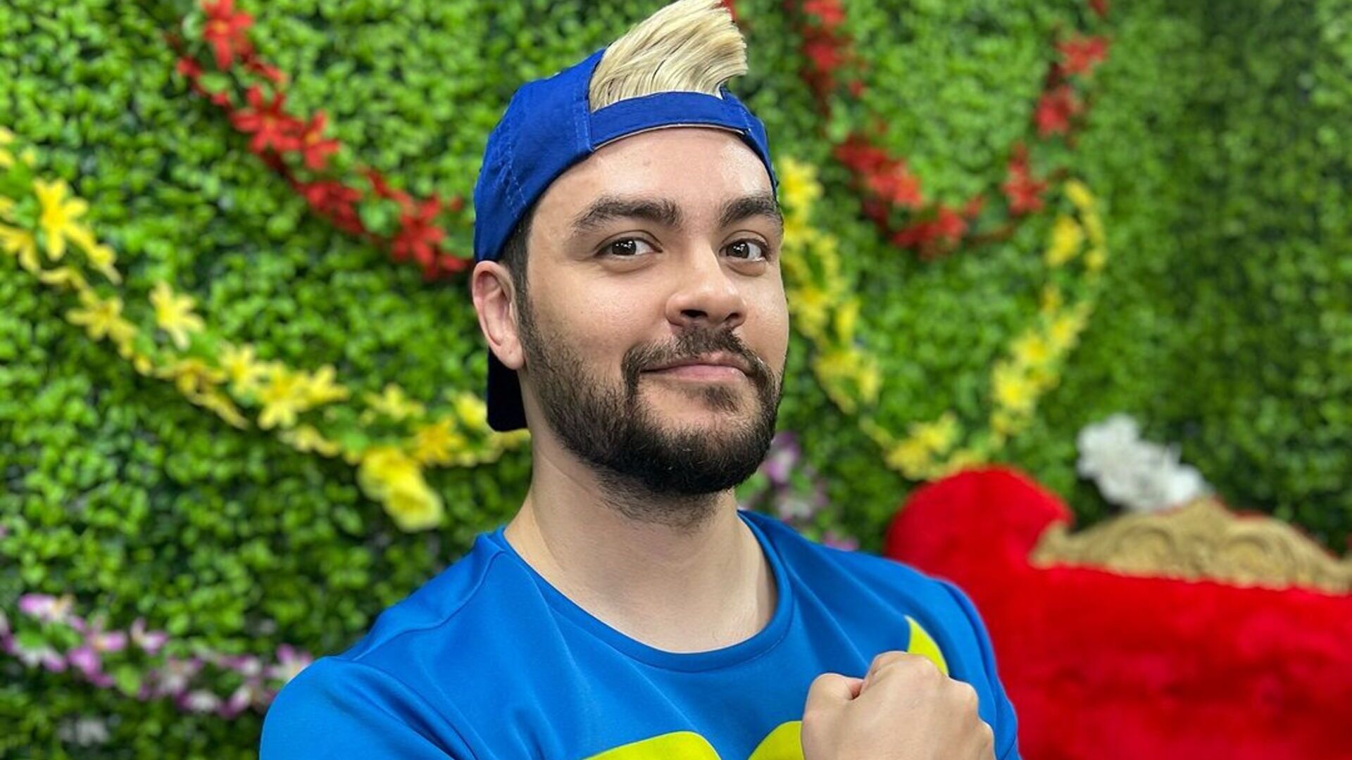 Luccas Neto bate marco impressionante no Brasil; veja qual é