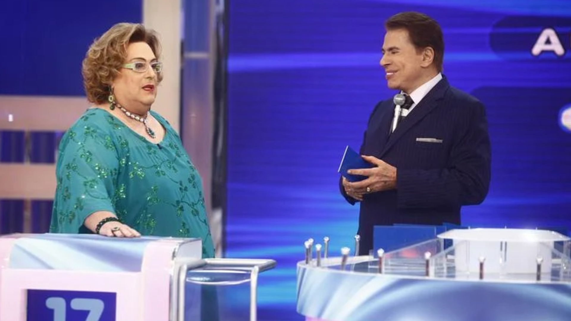 Mamma Bruschetta se emociona e fala sobre morte de Silvio Santos: ‘Muito doído’