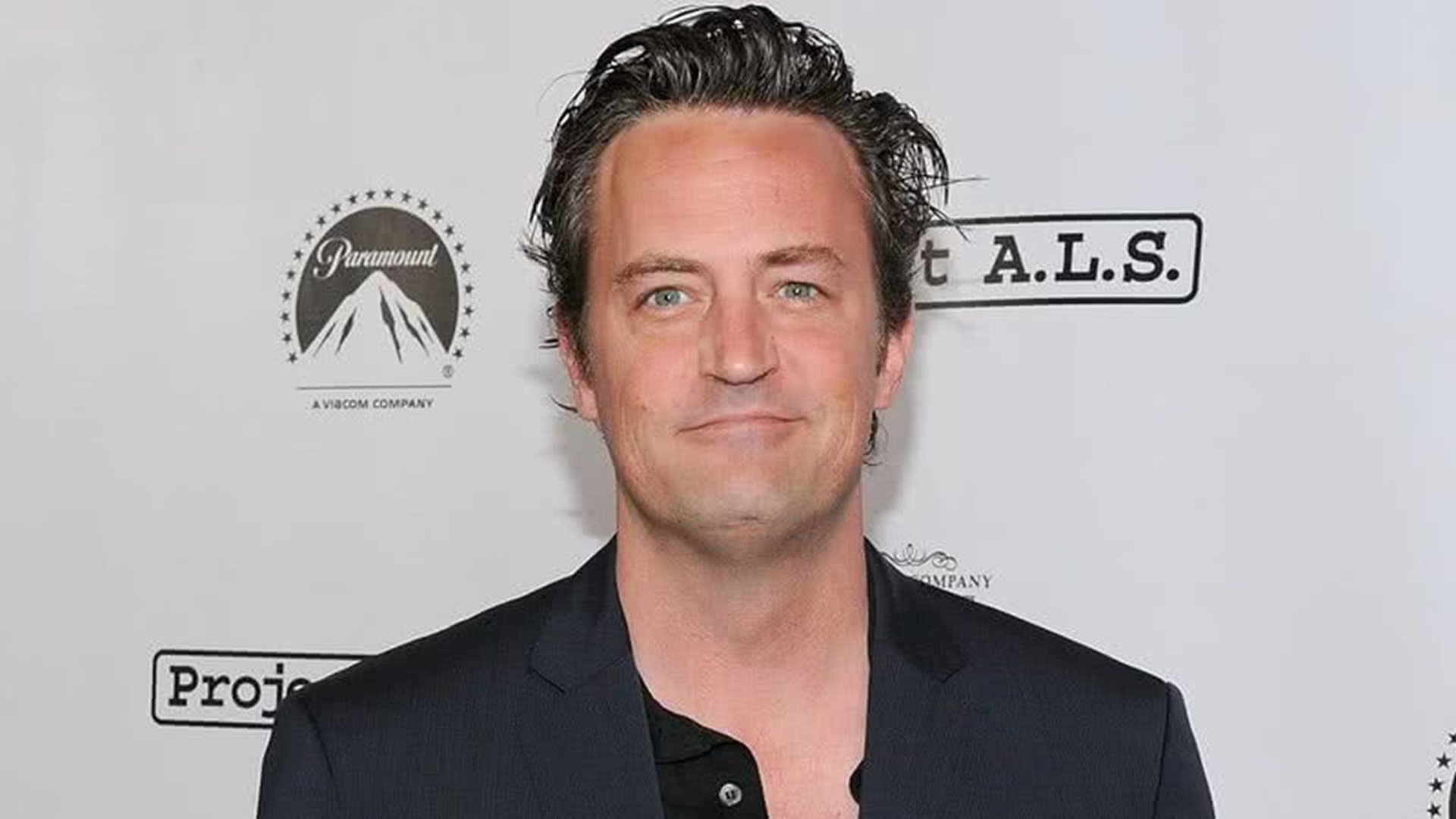 Polícia prende supostos envolvidos na morte de Matthew Perry, diz site
