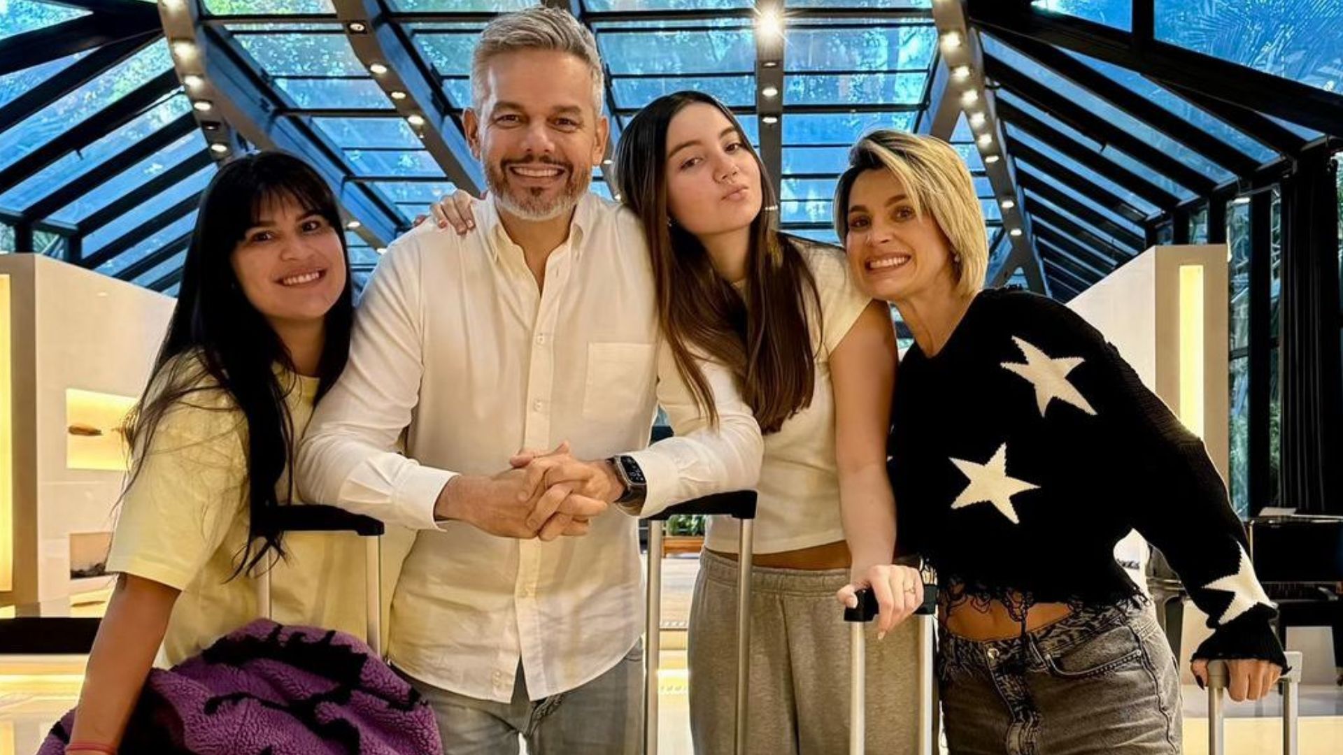 Otaviano Costa reflete sobre primeiro Dia dos Pais após cirurgia cardíaca: “Revivendo”