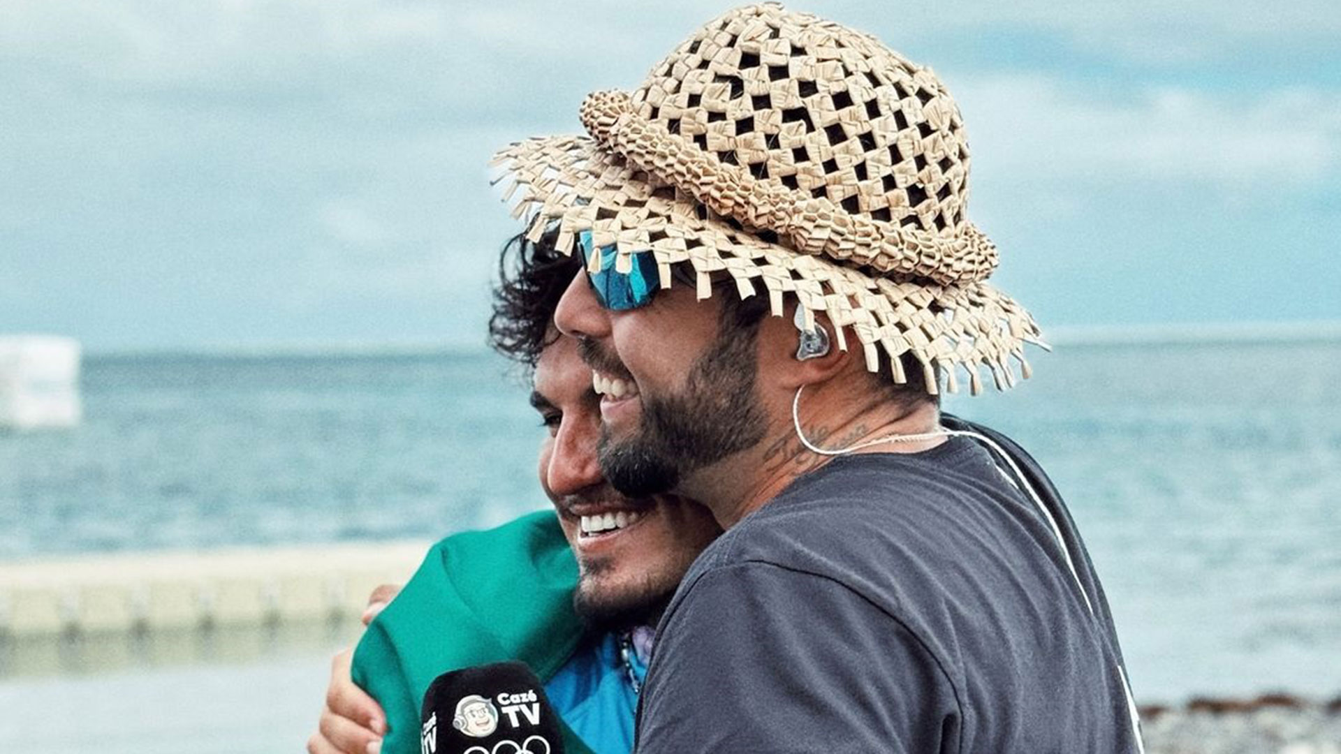 Pedro Scooby celebra medalha de bronze de Gabriel Medina: ‘Gostinho de ouro’