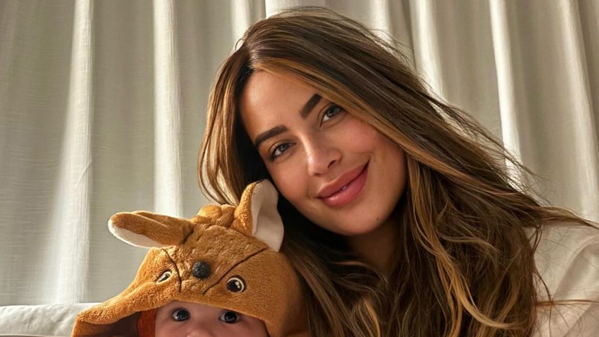 Rafaella Santos divide clique encantador com o afilhado: “Fofura”