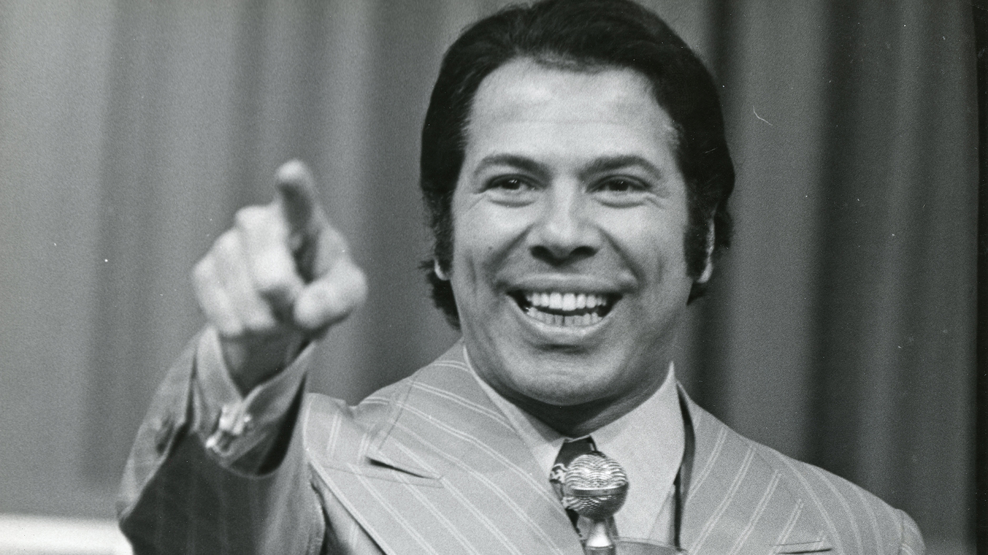 SBT vai exibir documentário inédito sobre Silvio Santos neste domingo