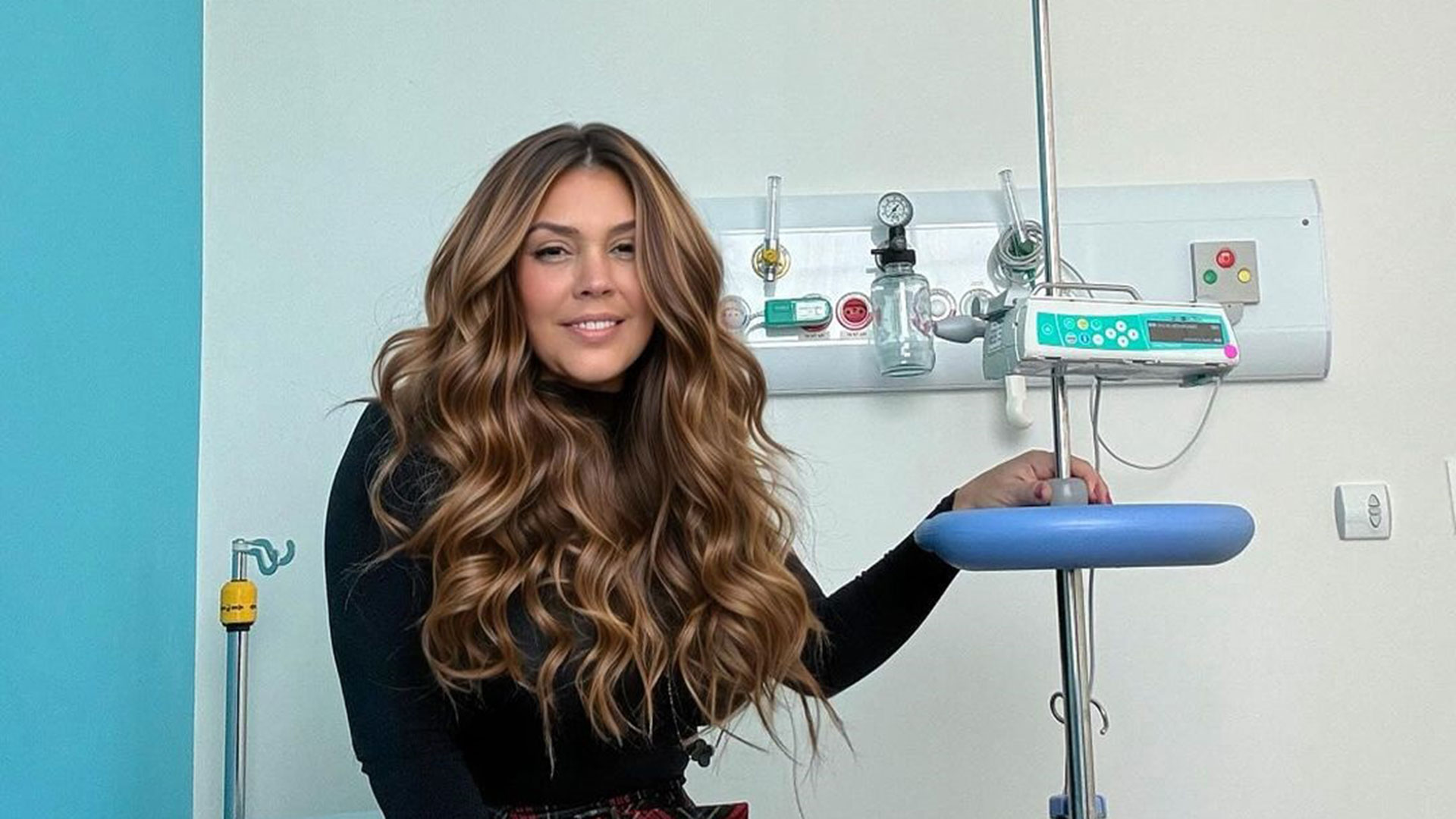 Simony faz desabafo sincero nas redes sociais: ‘Sofrimento emocional’
