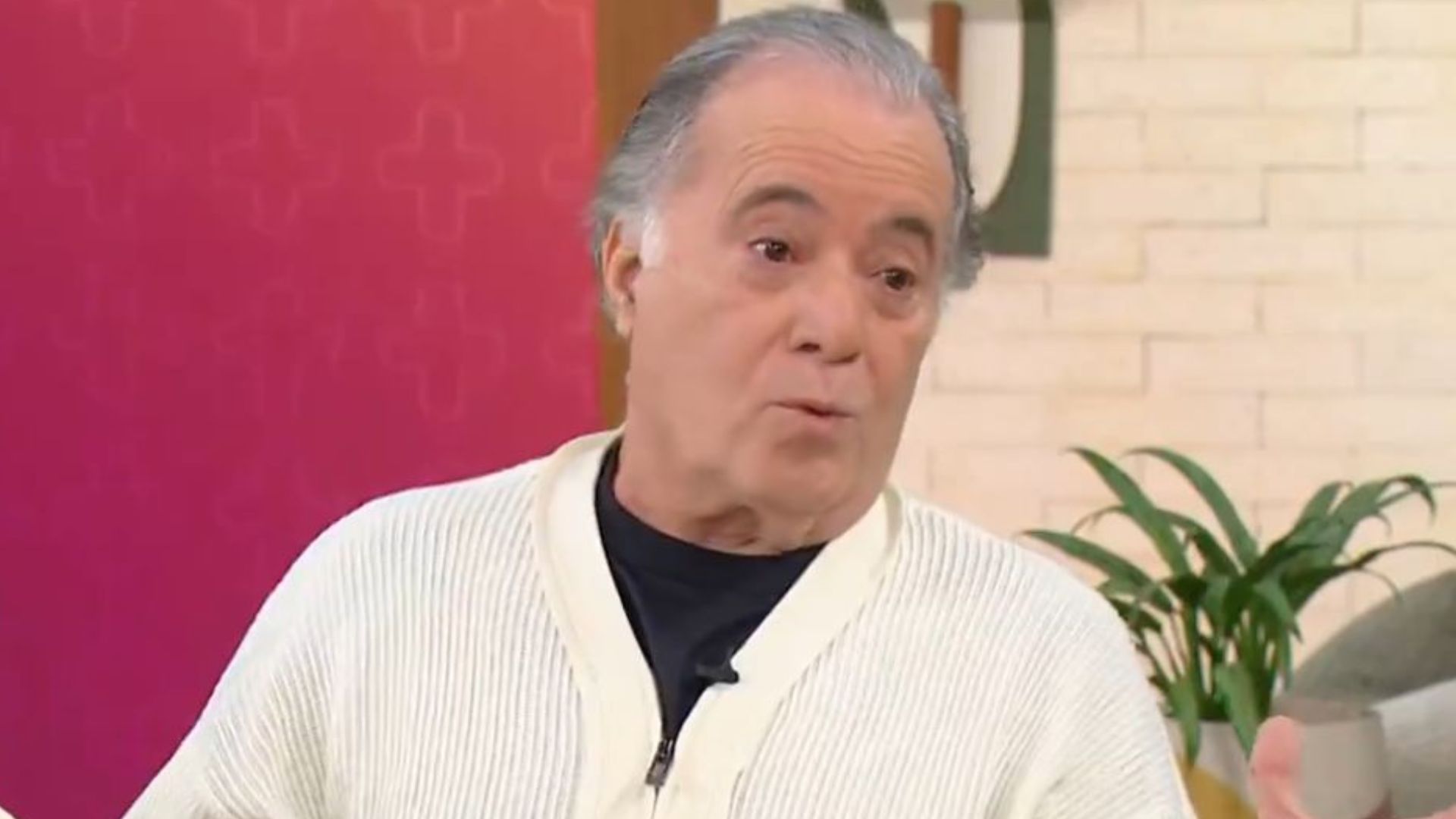 Tony Ramos responde sobre ser visto como galã: “Nunca me coloquei nessa posição”