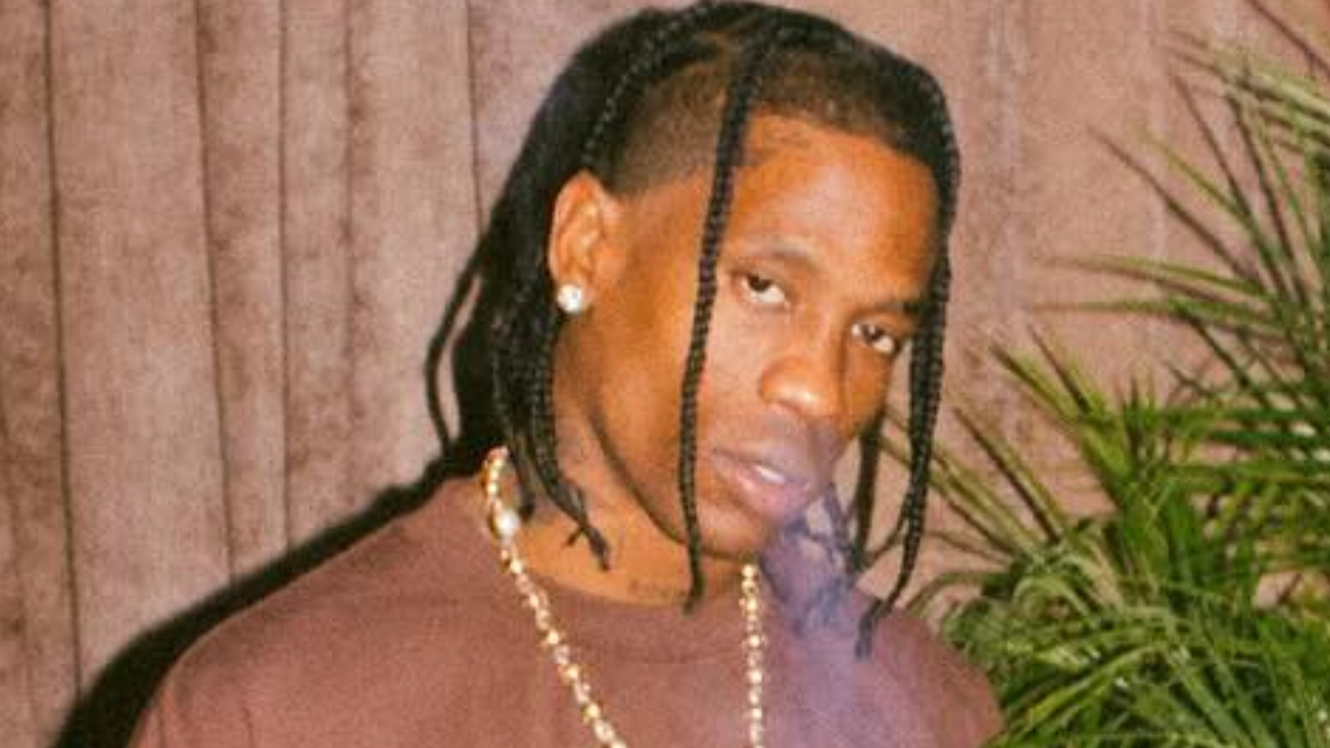 Travis Scott é liberado por polícia francesa após briga em hotel