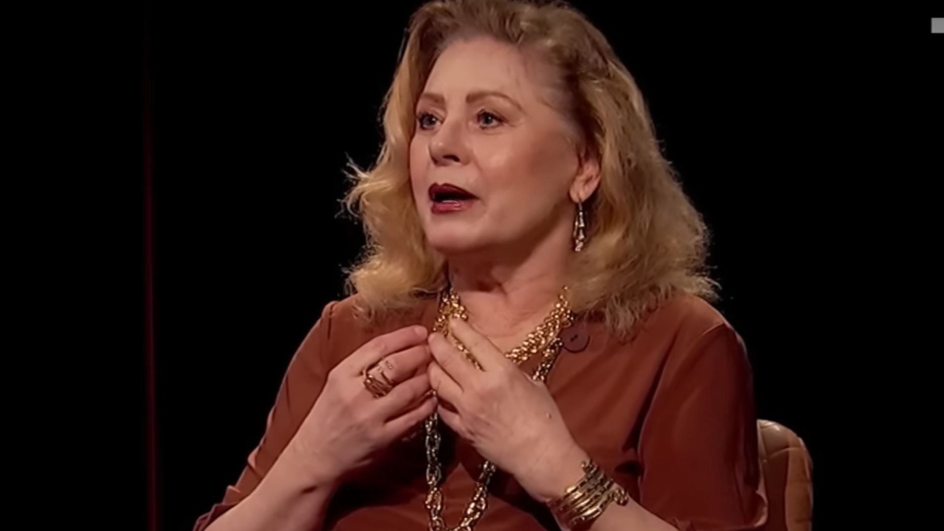Vera Fischer se emociona ao recordar cenas fortes de filme: ‘Apanhava’