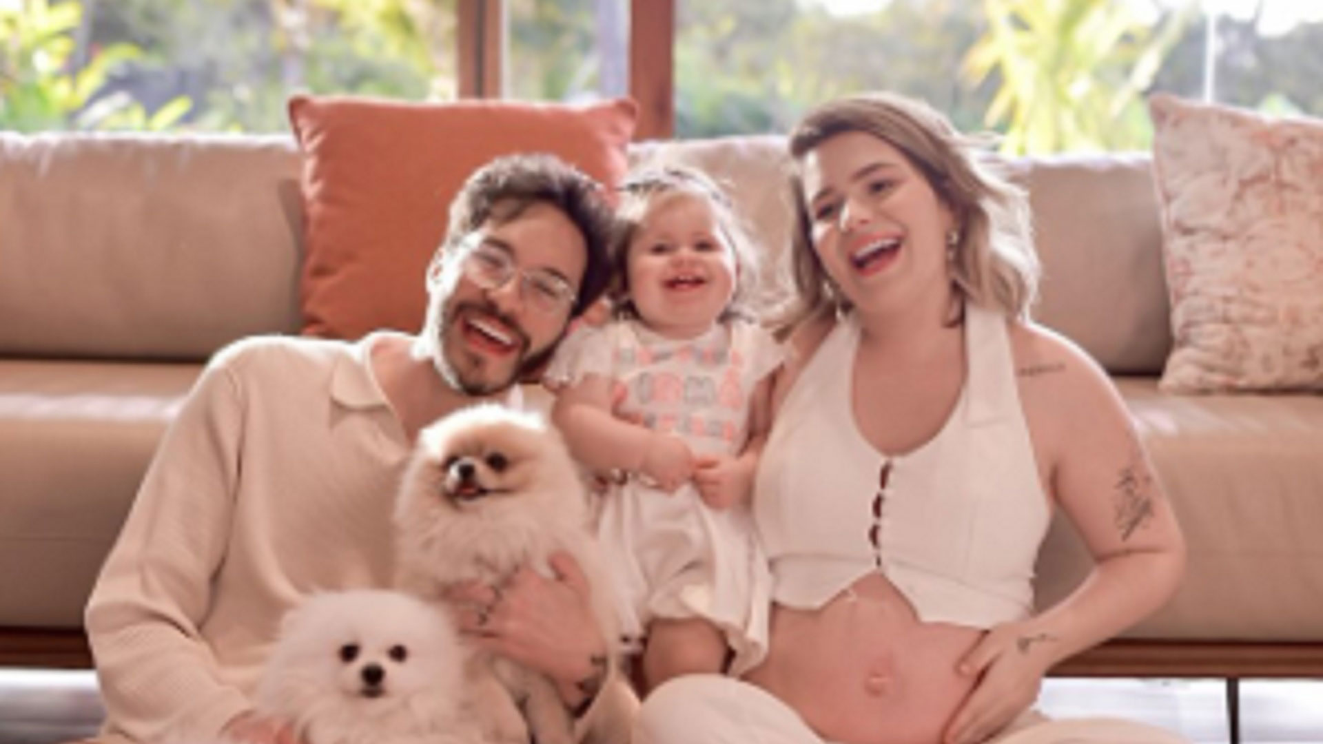 Viih Tube presenteia Eliezer com viagem surpresa de Dia dos Pais