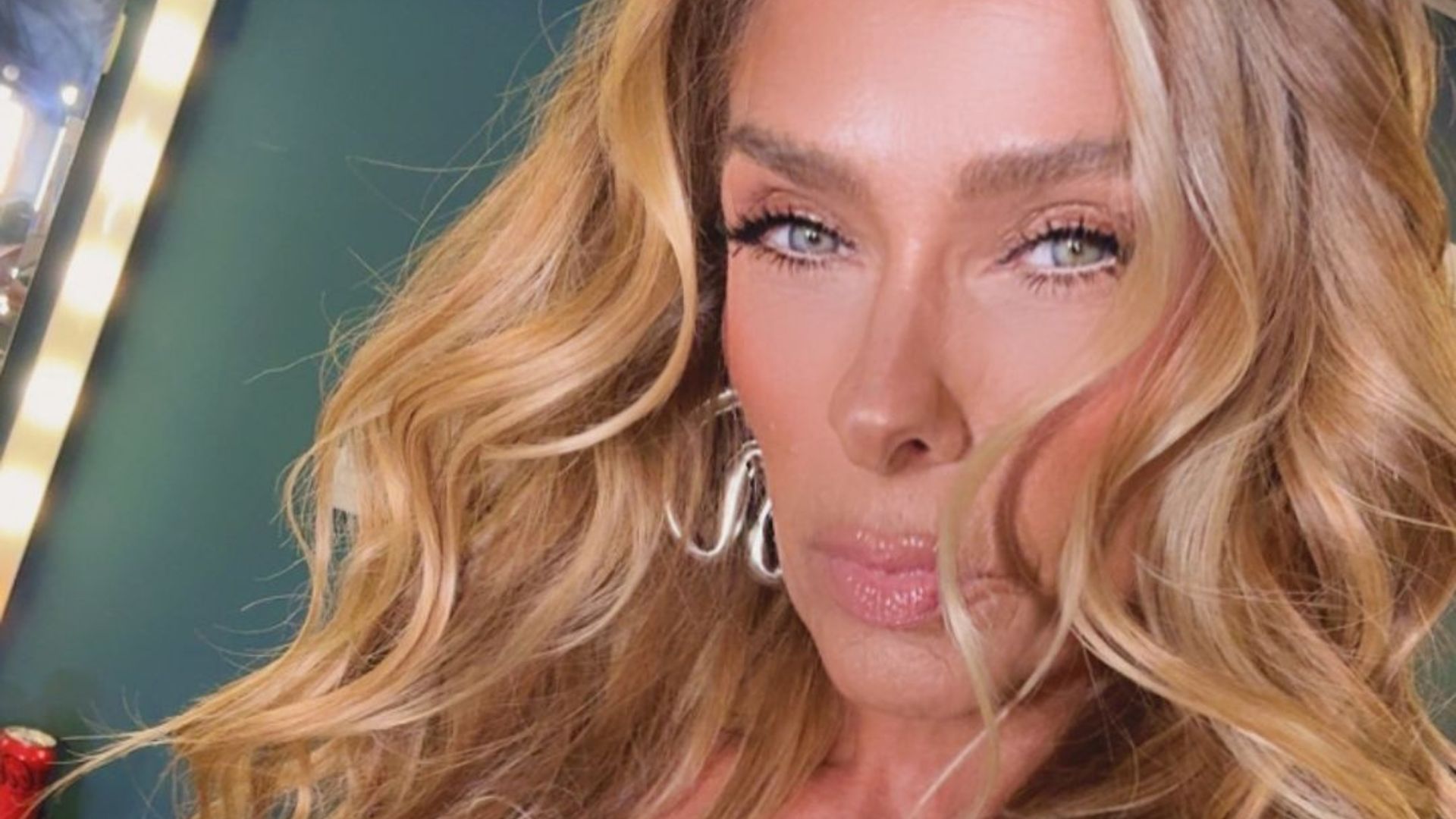 Adriane Galisteu revela que sofre com doença autoimune: ‘Não tem tratamento’