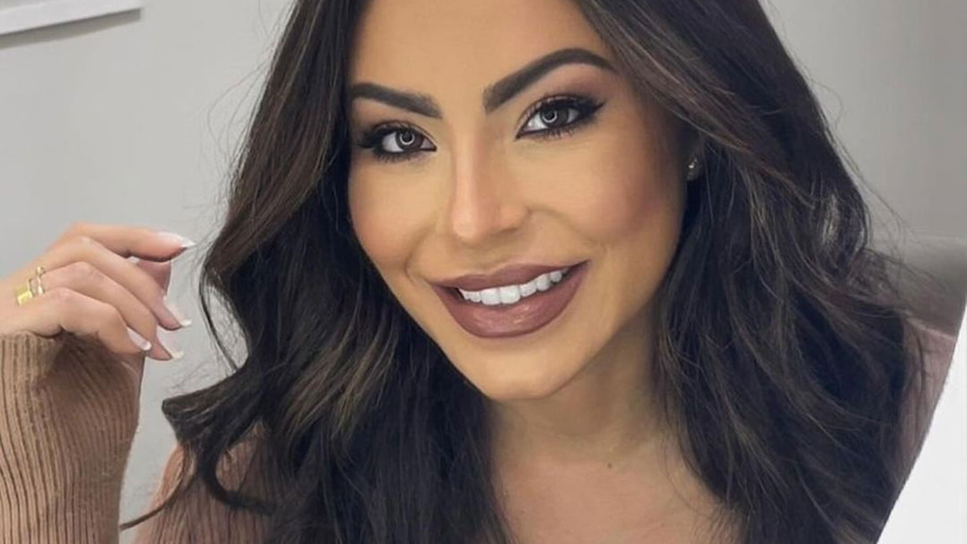 Andressa Ferreira mostra antes e depois, e revela que perdeu 8kg