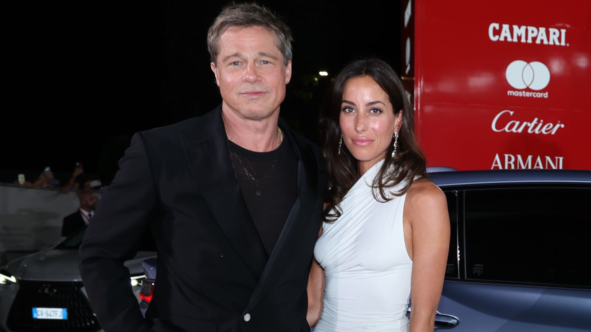 Brad Pitt planeja aumentar família e ter filhos com a namorada, diz site