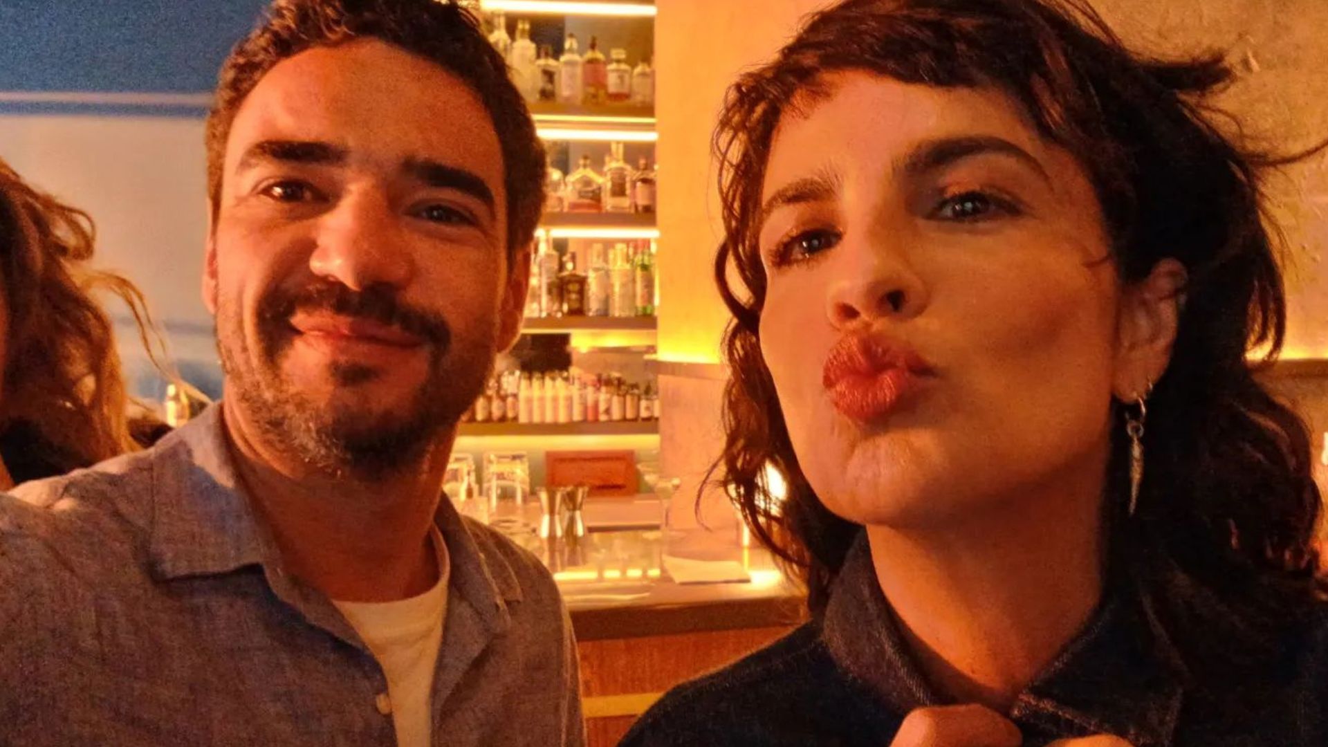 Caio Blat mostra foto de encontro com a ex-esposa, Maria Ribeiro