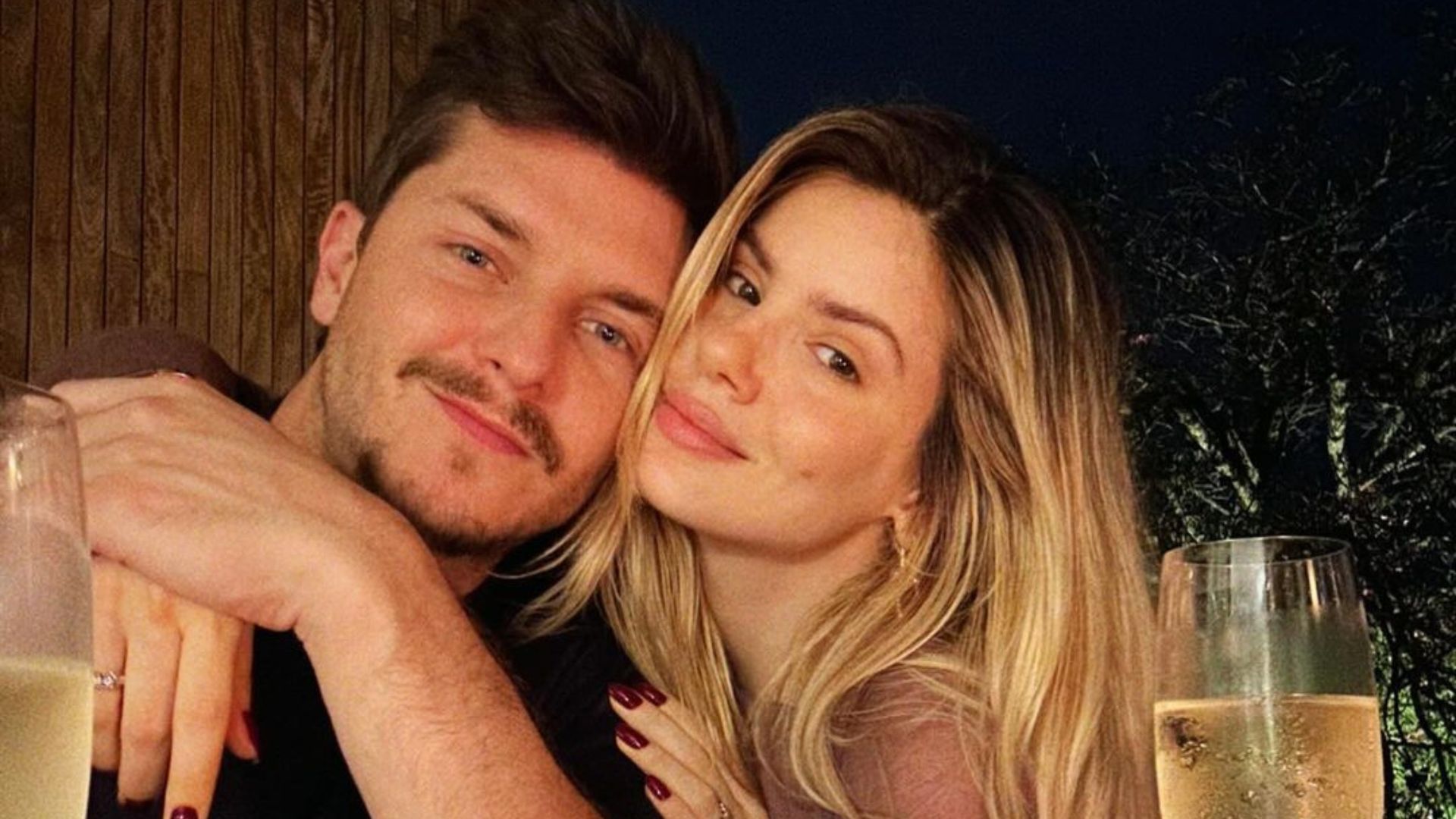 Camila Queiroz e Klebber Toledo revelam planos de adoção