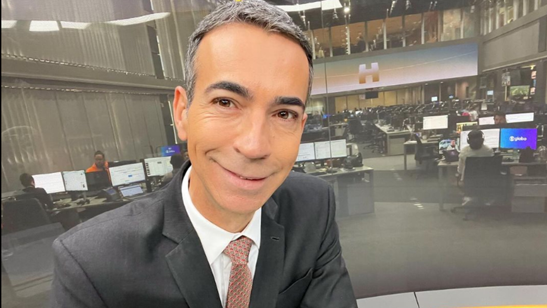Cesar Tralli se derrete ao registrar momento especial da filha: “Amo”