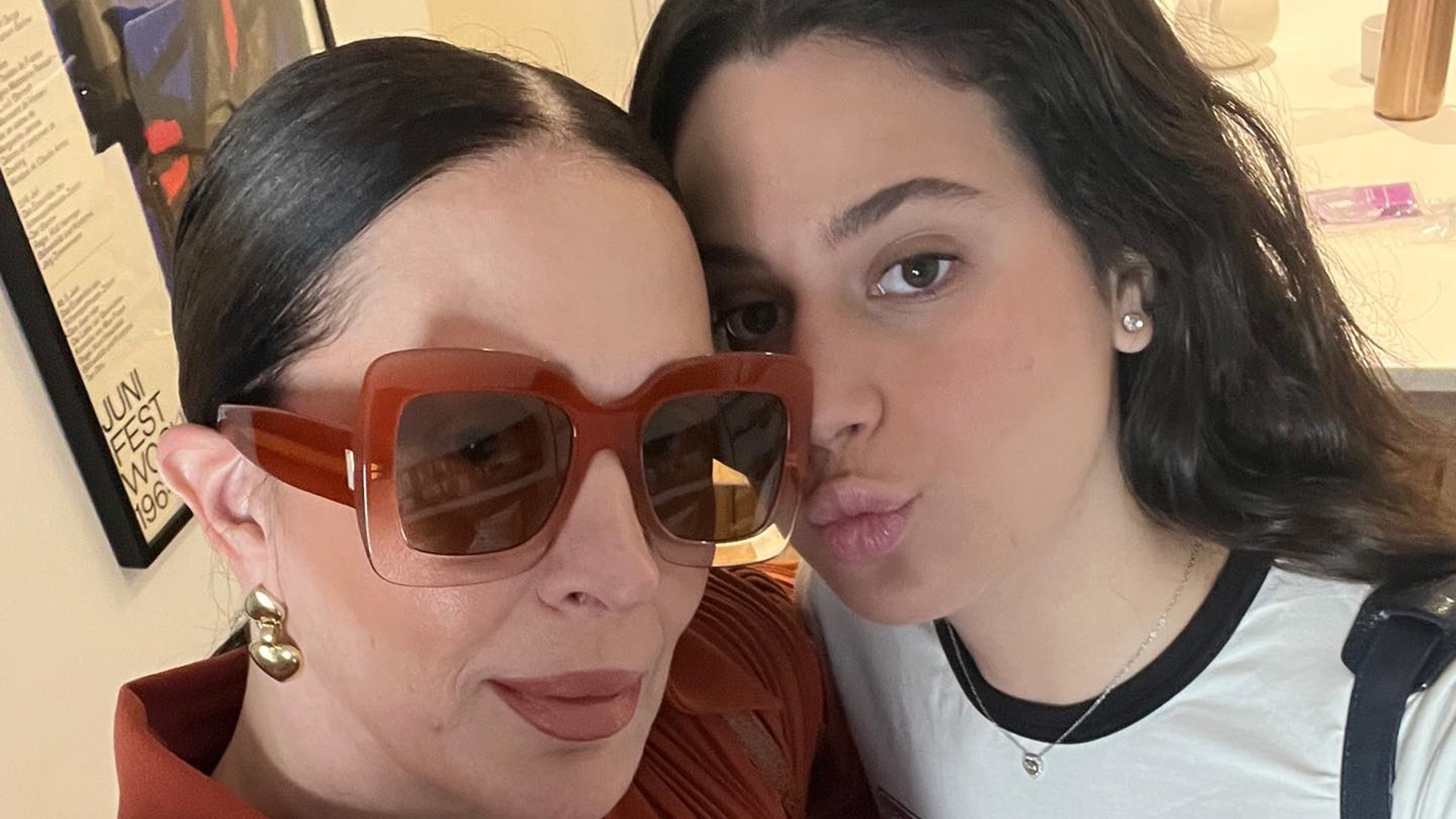 Claudia Raia desabafa após filha mudar para Nova York: ‘Sou um grude’