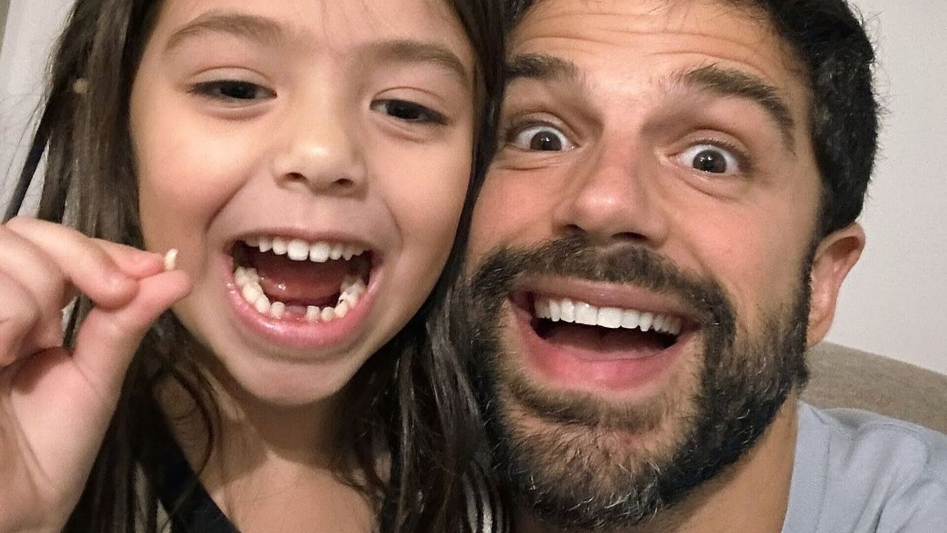 Duda Nagle se emociona ao ver conquista de Zoe: ‘Não precisa mais do papai’