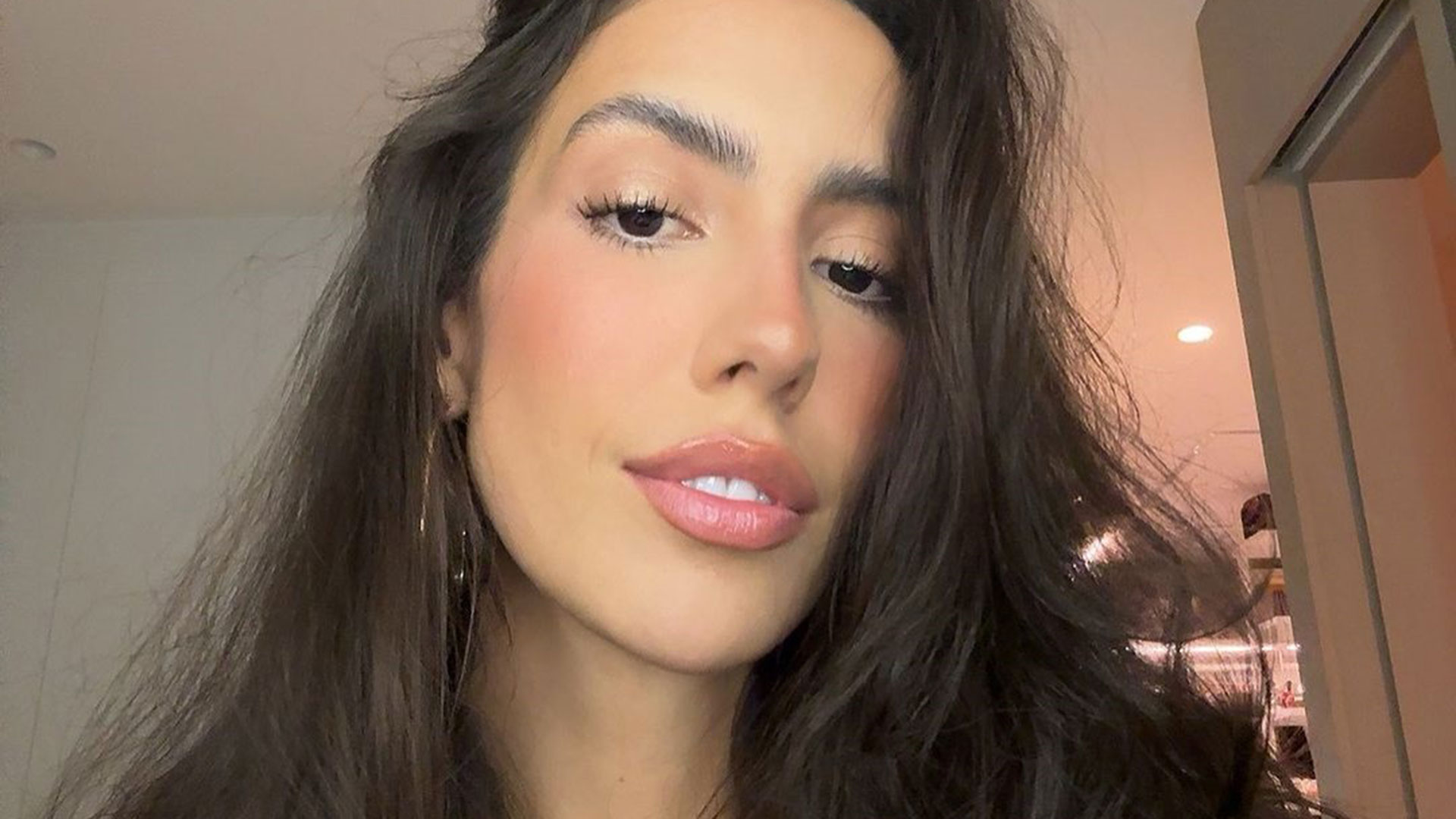 Gabi Brandt mostra tática para escapar do trânsito: ‘Me recuso’