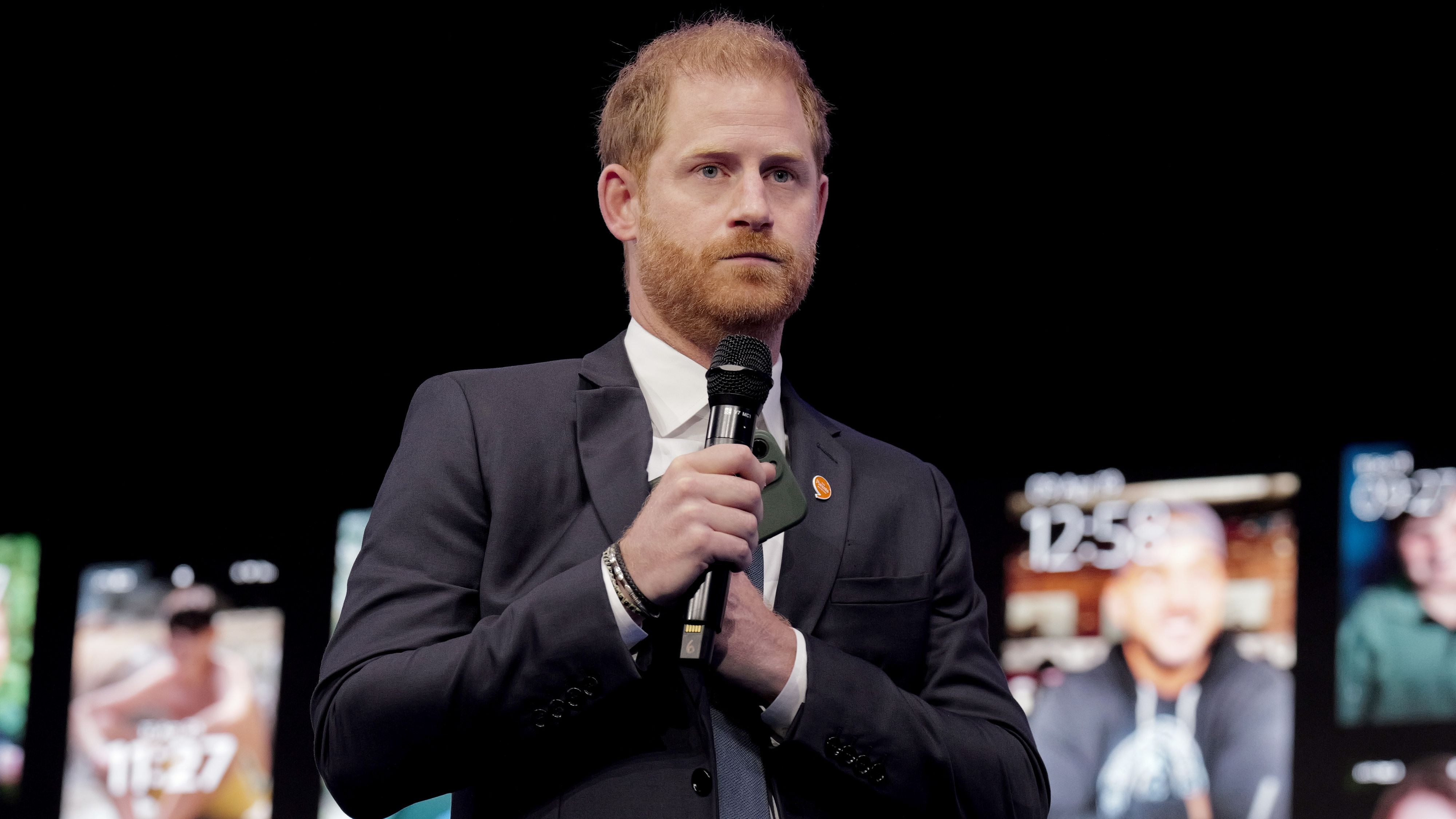 Príncipe Harry fala de sua mãe, princesa Diana, em novo discurso comovente