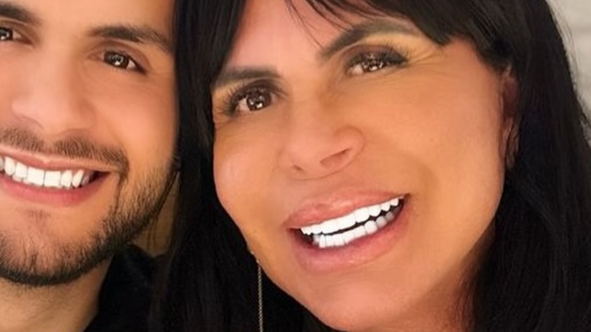 Gretchen divide clique raro com o filho e presta homenagem: “Tão companheiro”