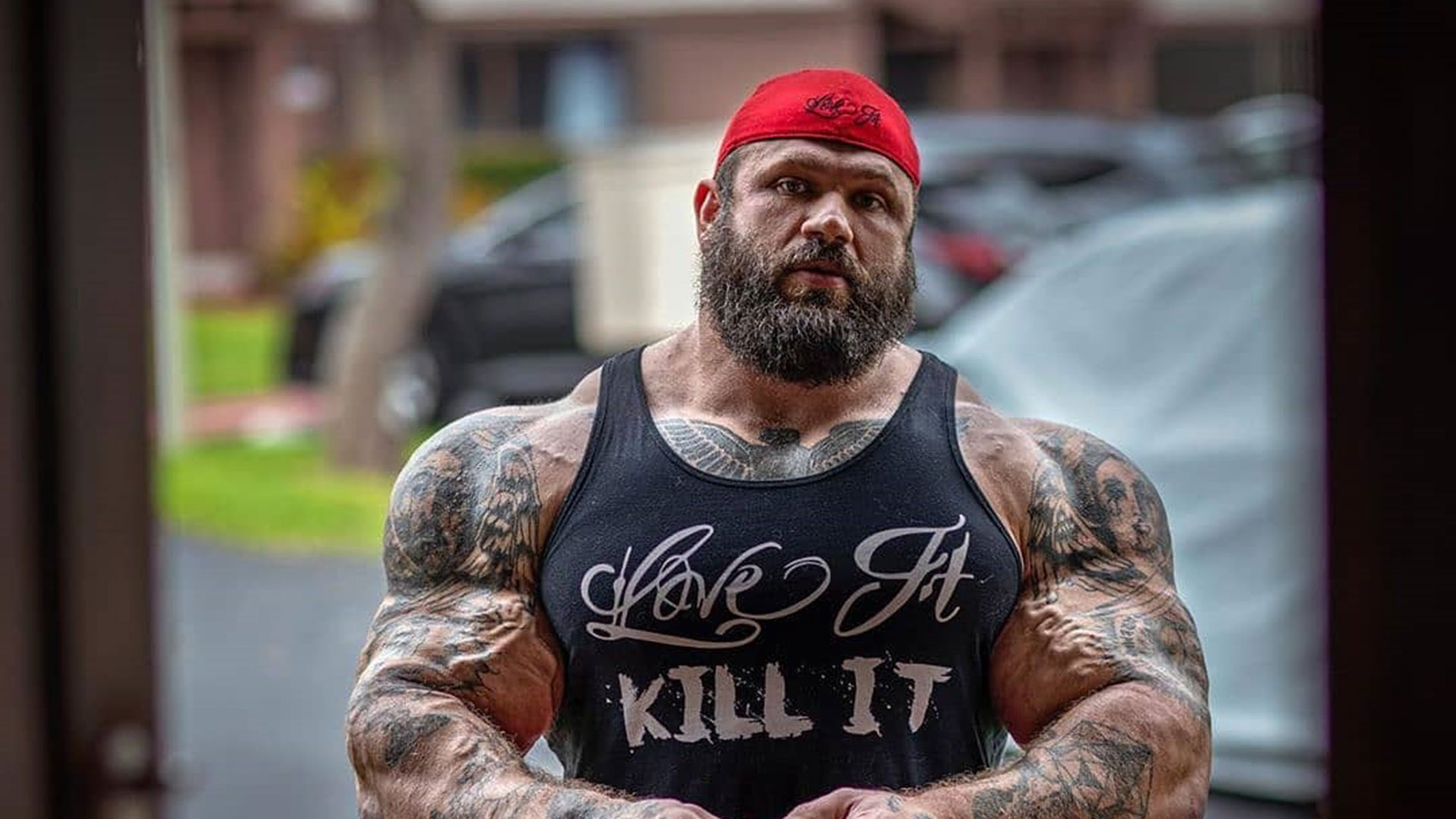 Bodybuilder de 36 anos morre após sofrer parada cardíaca