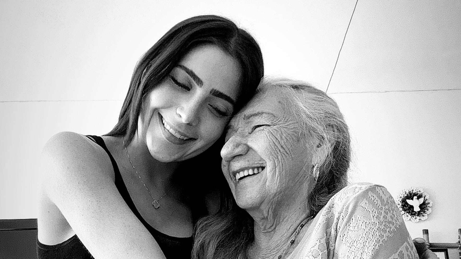 Jade Picon lamenta morte da avó: ‘Sempre tive medo’