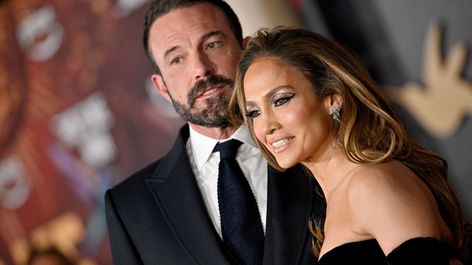 Jennifer Lopez parece ter apagado tatuagem em homenagem a Ben Affleck