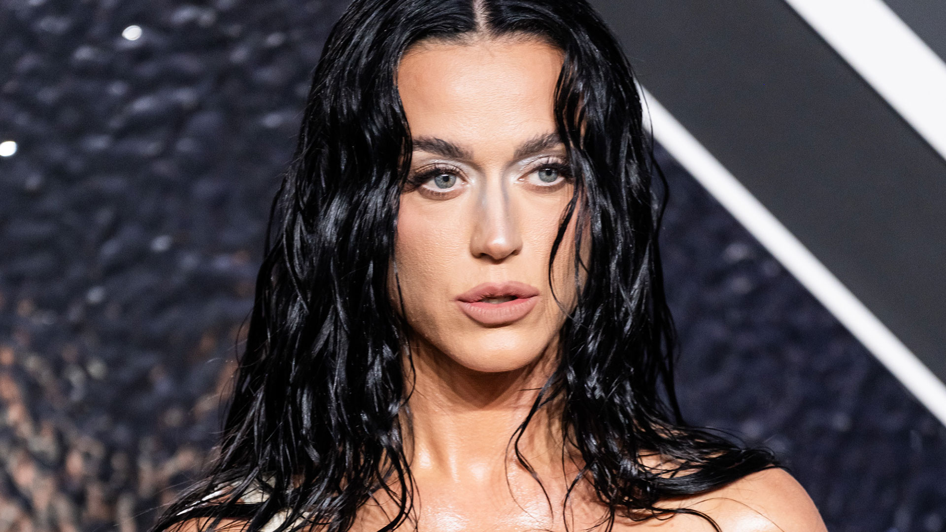 Katy Perry já viveu momento traumática em vinda ao Brasil. Relembre!