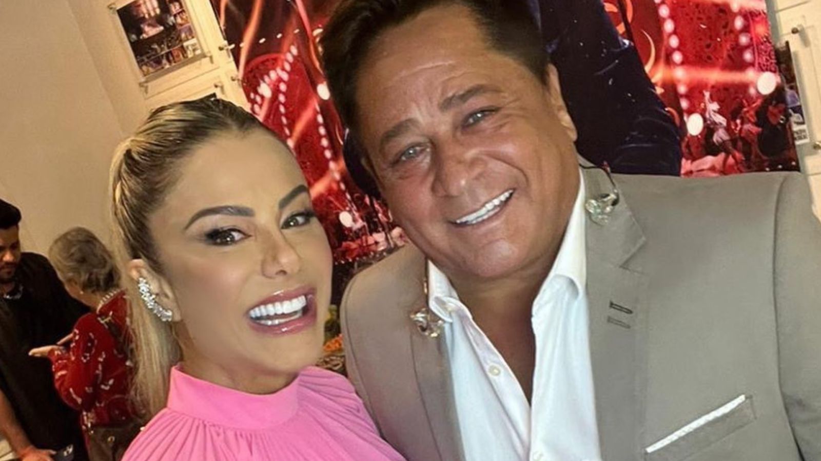 Leonardo surpreende ao revelar detalhe da intimidade com Poliana Rocha: ‘Duas’