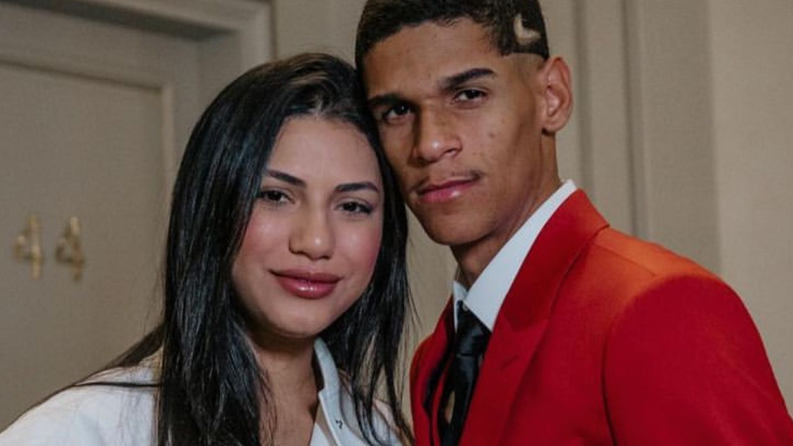 Nova chance! Luva de Pedreiro reata namoro com Távila Gomes