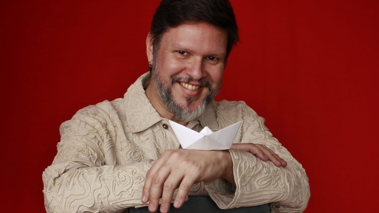Marco França leva 35 anos de carreira musical para show: ‘Sou a tradução de tudo que vivi’