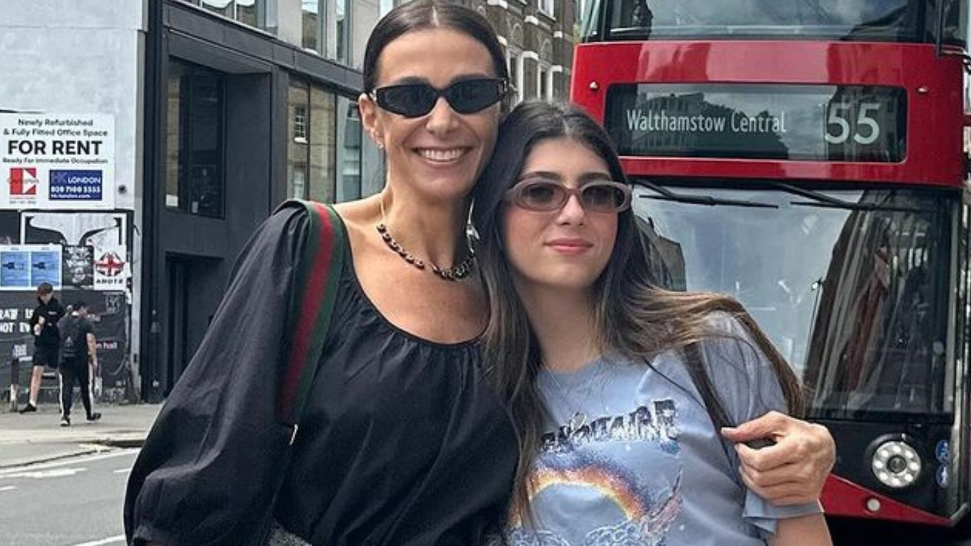 Mônica Martelli expõe exigência da filha ao celebrar seu aniversário