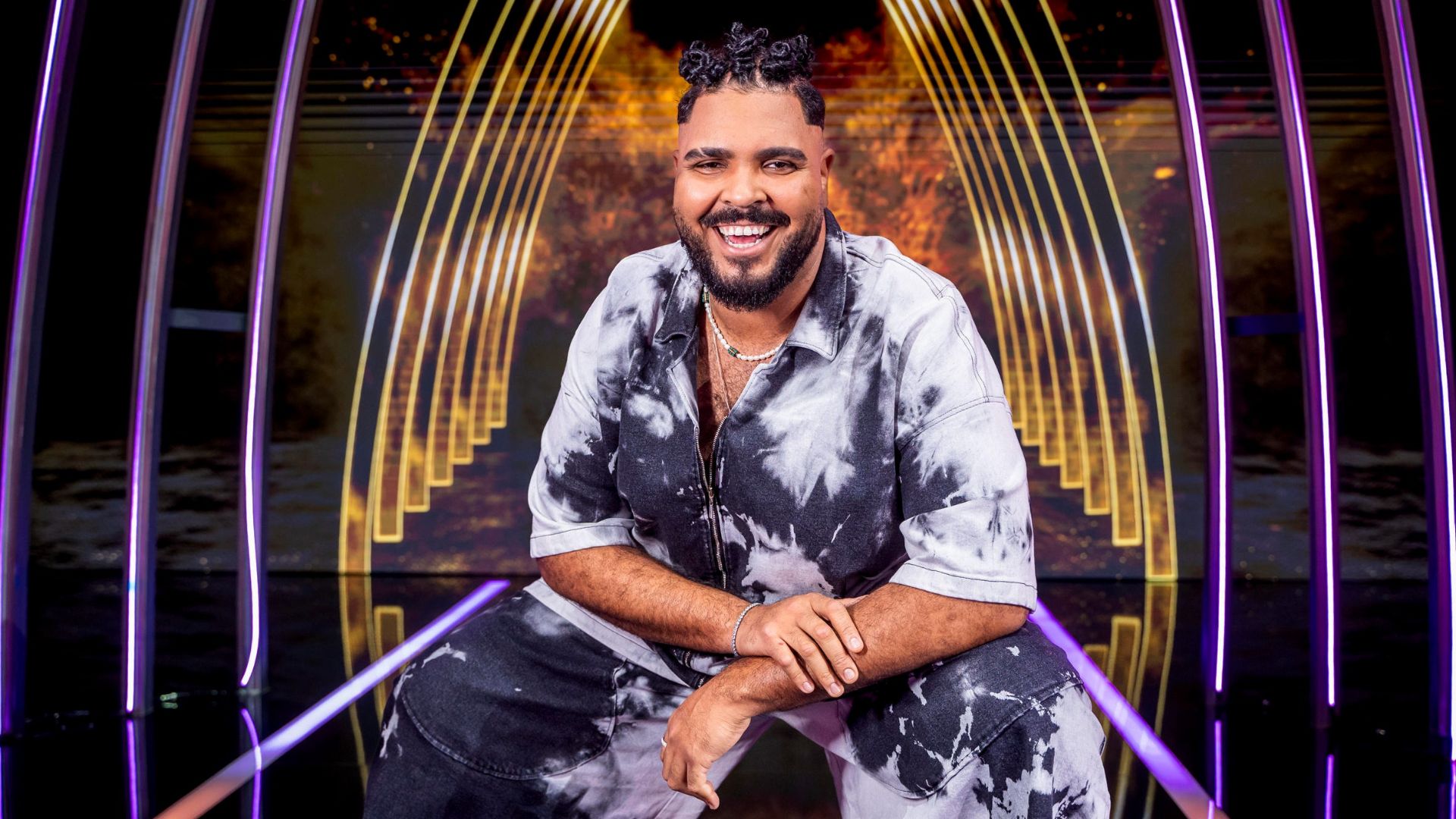 Humorista Paulo Vieira ganhará programa de auditório na Globo