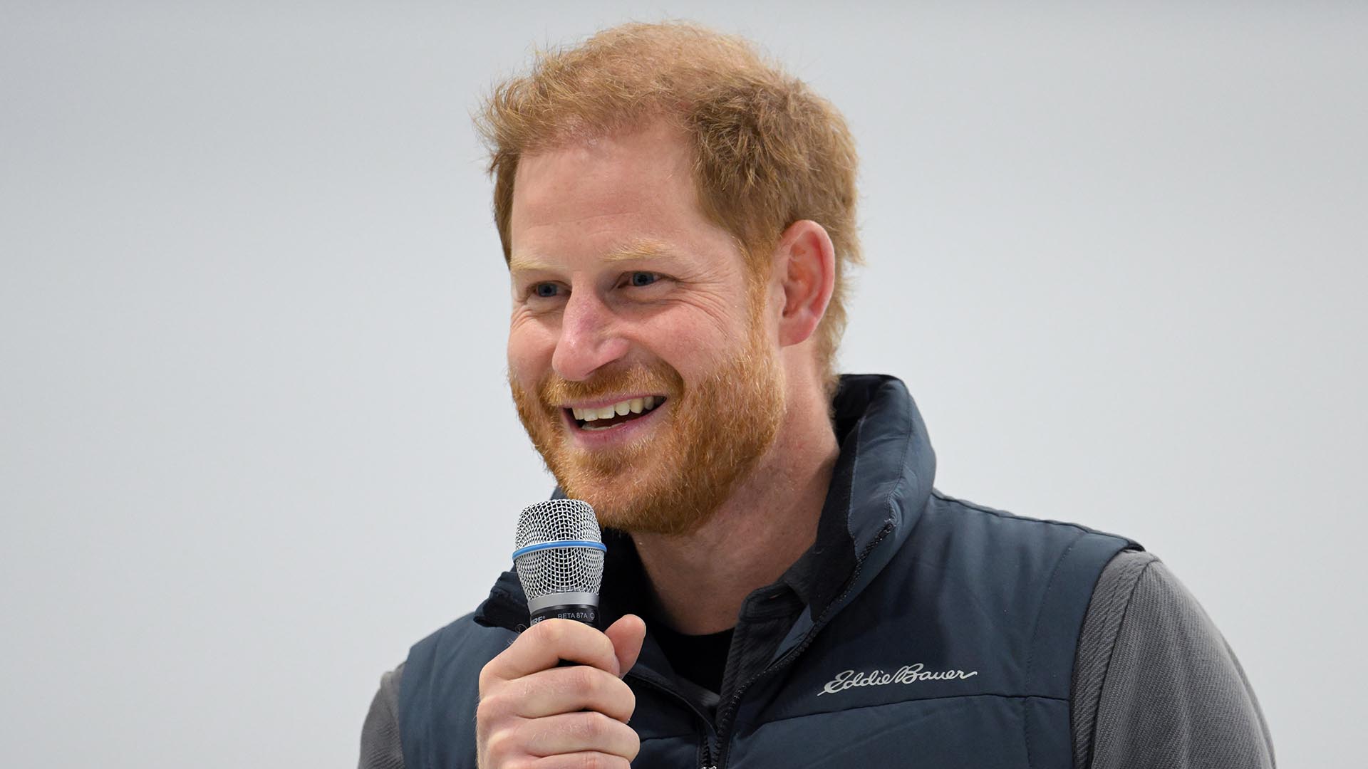 Príncipe Harry herda fortuna ao completar 40 anos. Entenda a história