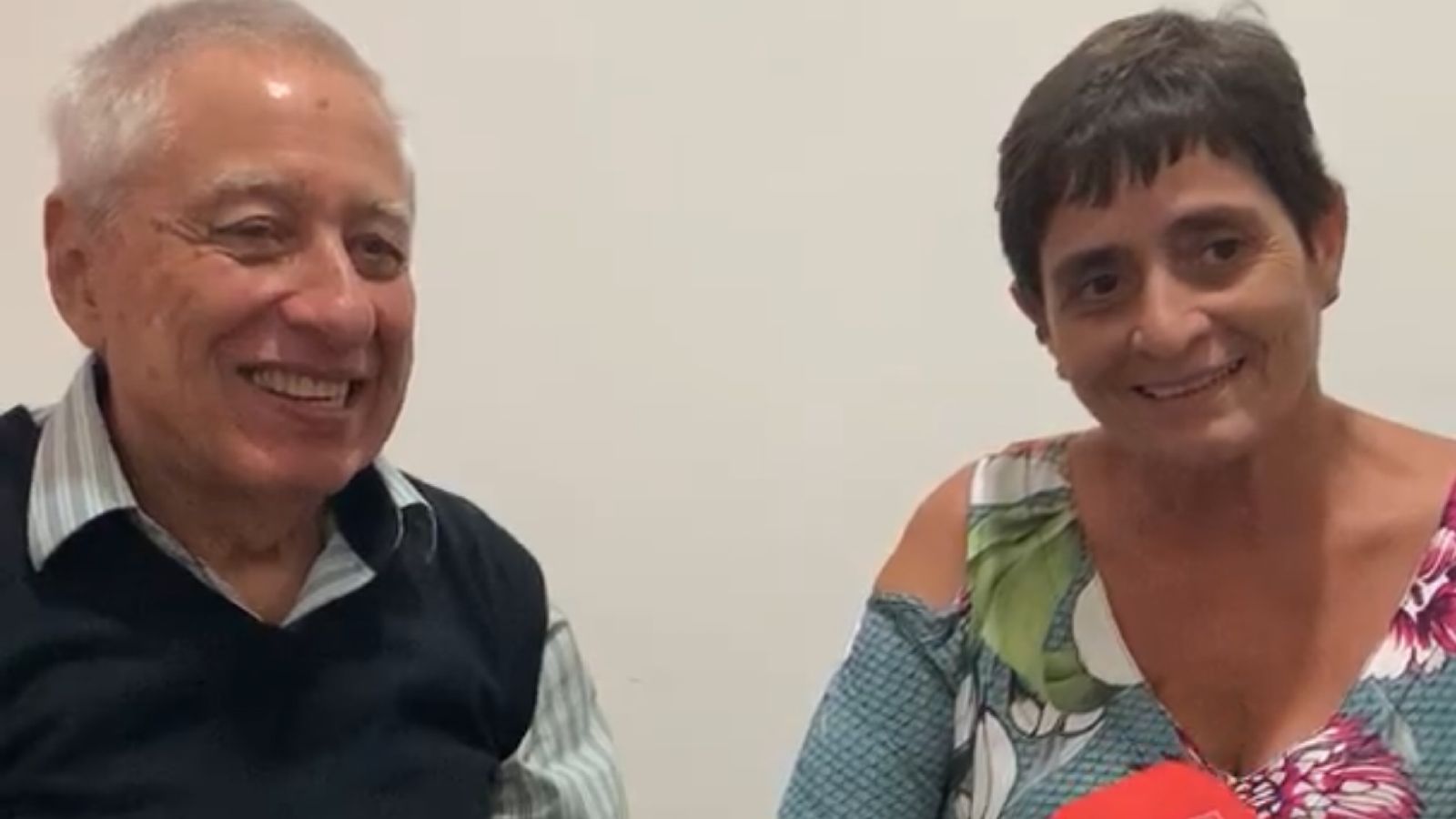 Casal de idosos se conheceu e se apaixonou dentro do Retiro dos Artistas: ‘Chorava quando via ele’