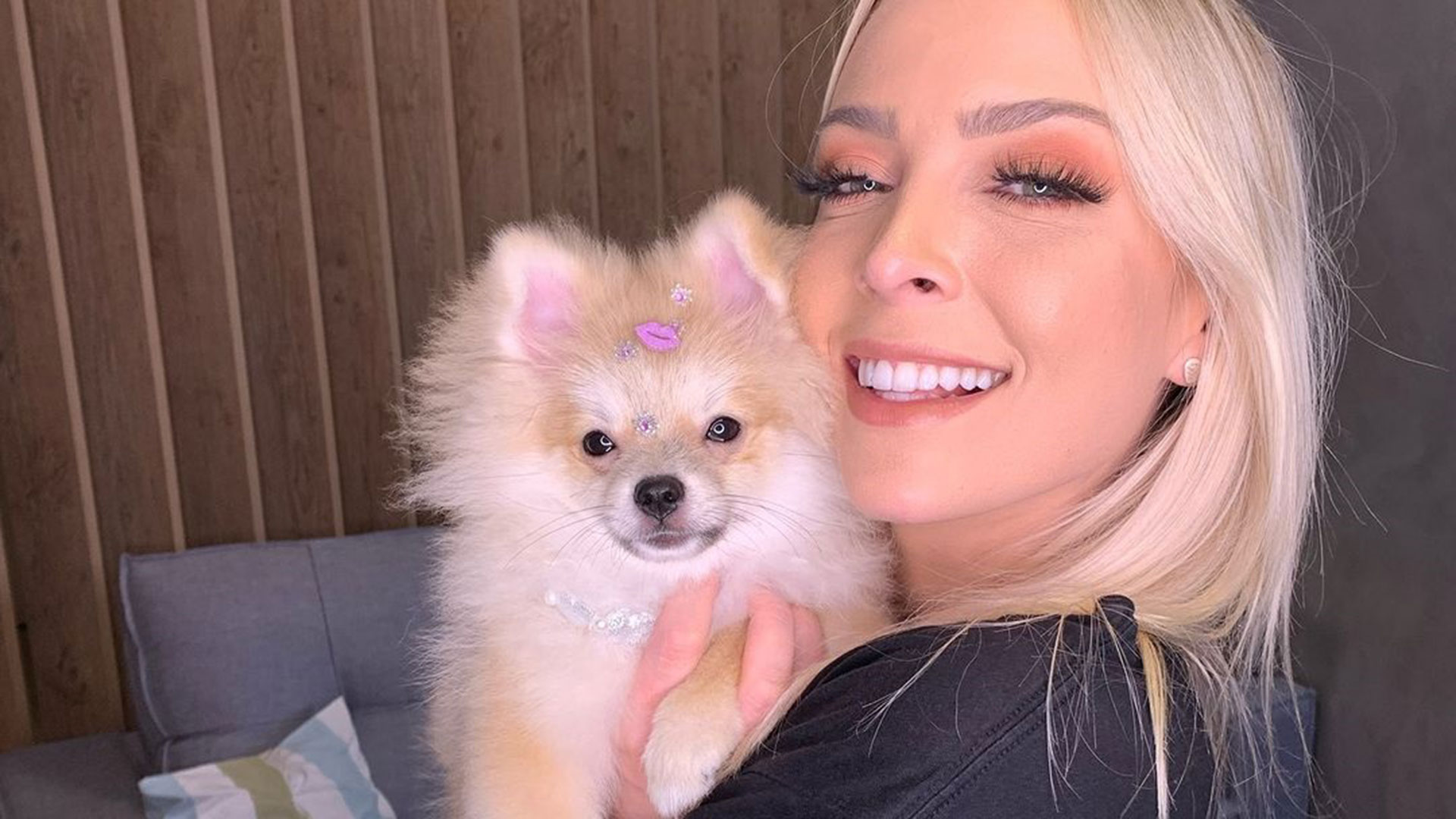 Tata Estaniecki lamenta morte de cachorrinha e faz alerta