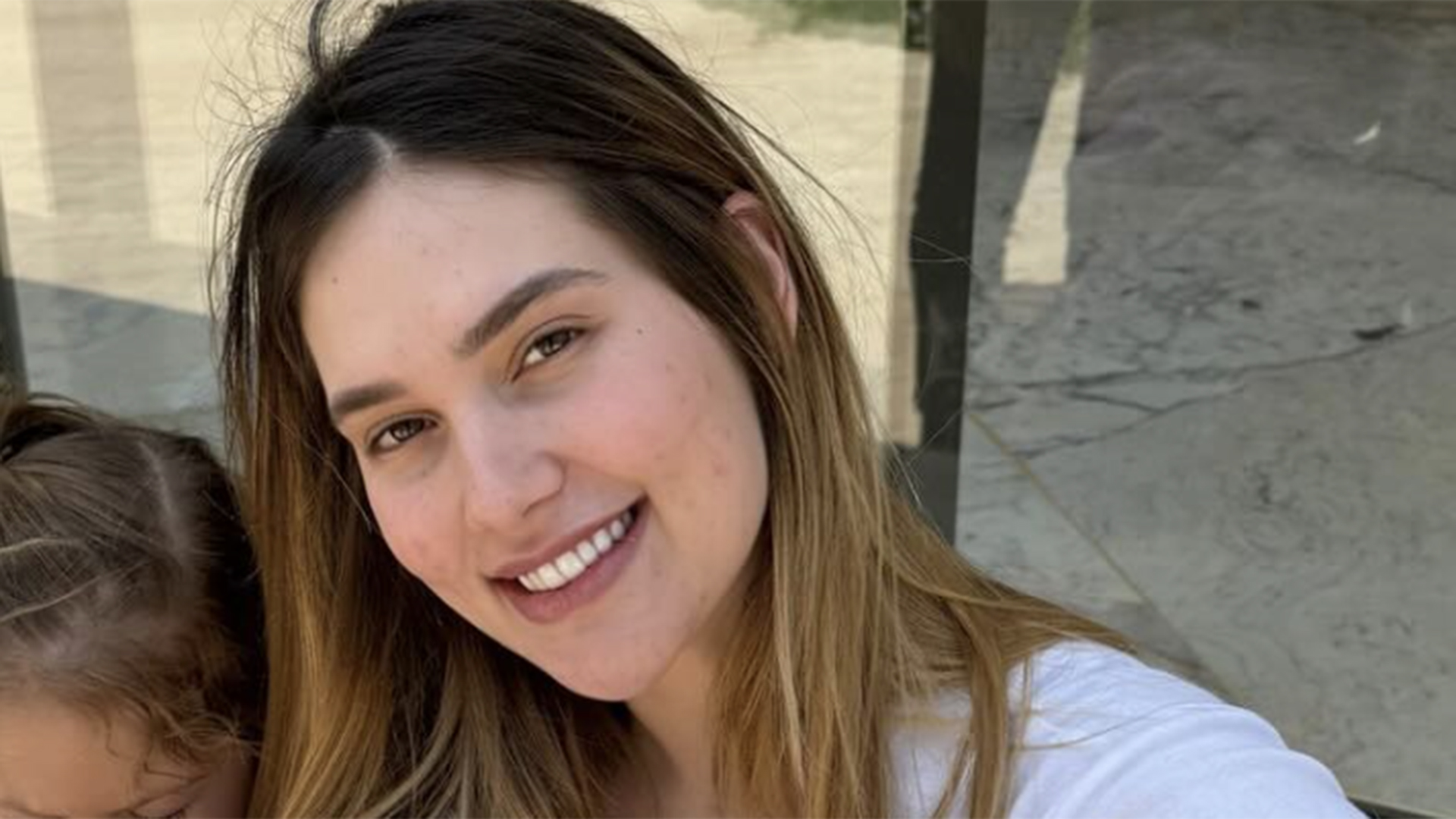 Virginia Fonseca explode o fofurômetro com foto dos três filhos