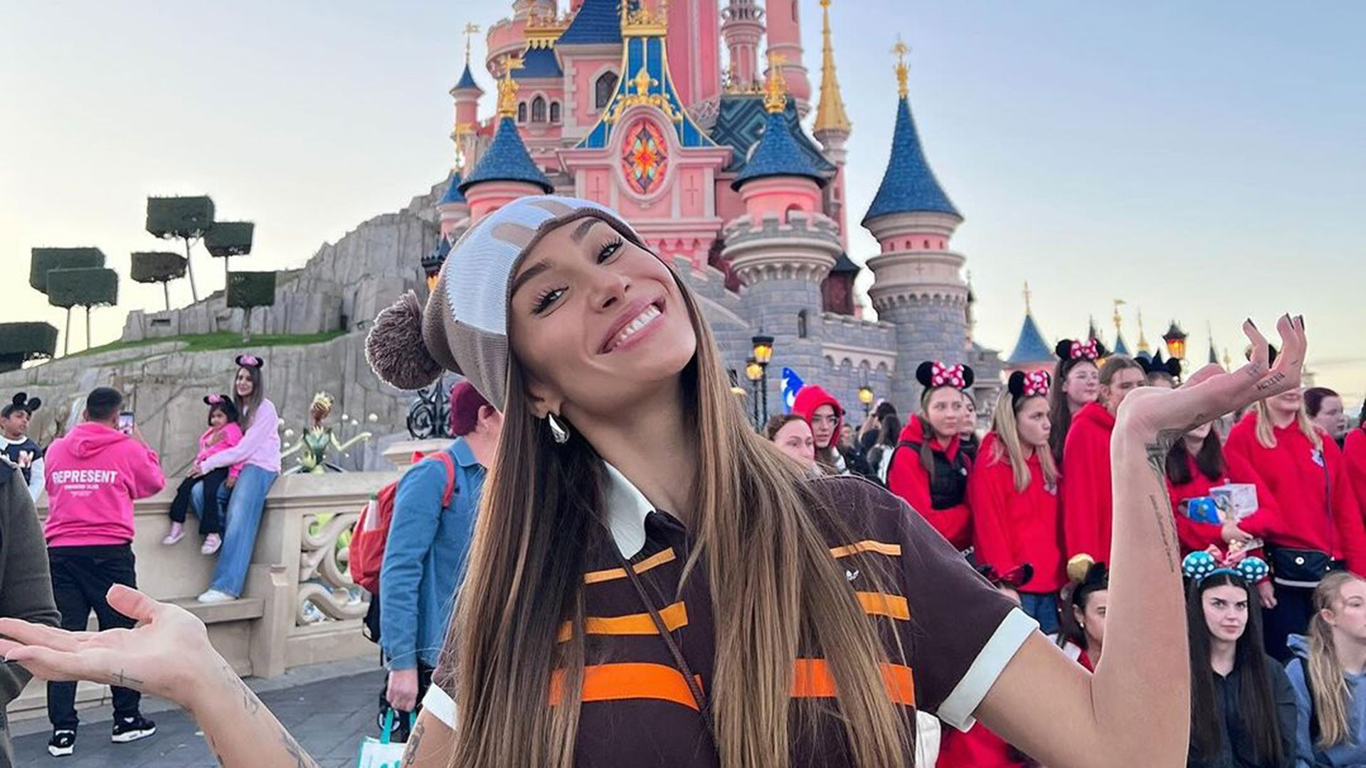 Bianca Andrade se diverte na Disney de Paris: ‘Voltar a ser criança’