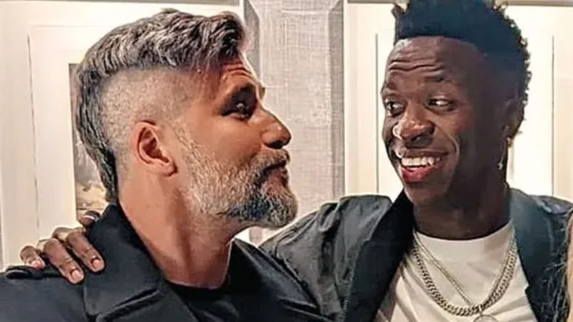 Antes de embate com Tiago Leifert, Bruno Gagliasso publicou texto sobre Vini Jr. : ‘Ele venceu’