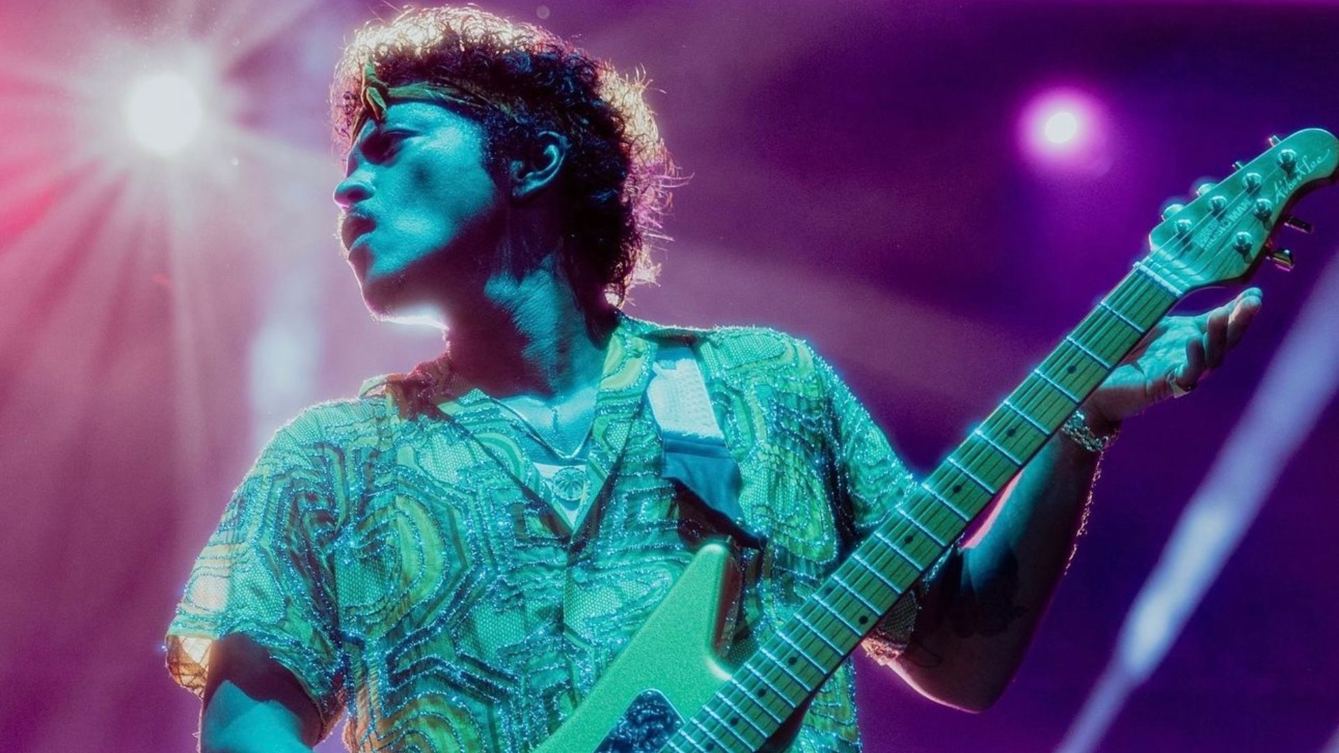 Bruno Mars completa 39 anos em solos brasileiros, país de seu coração